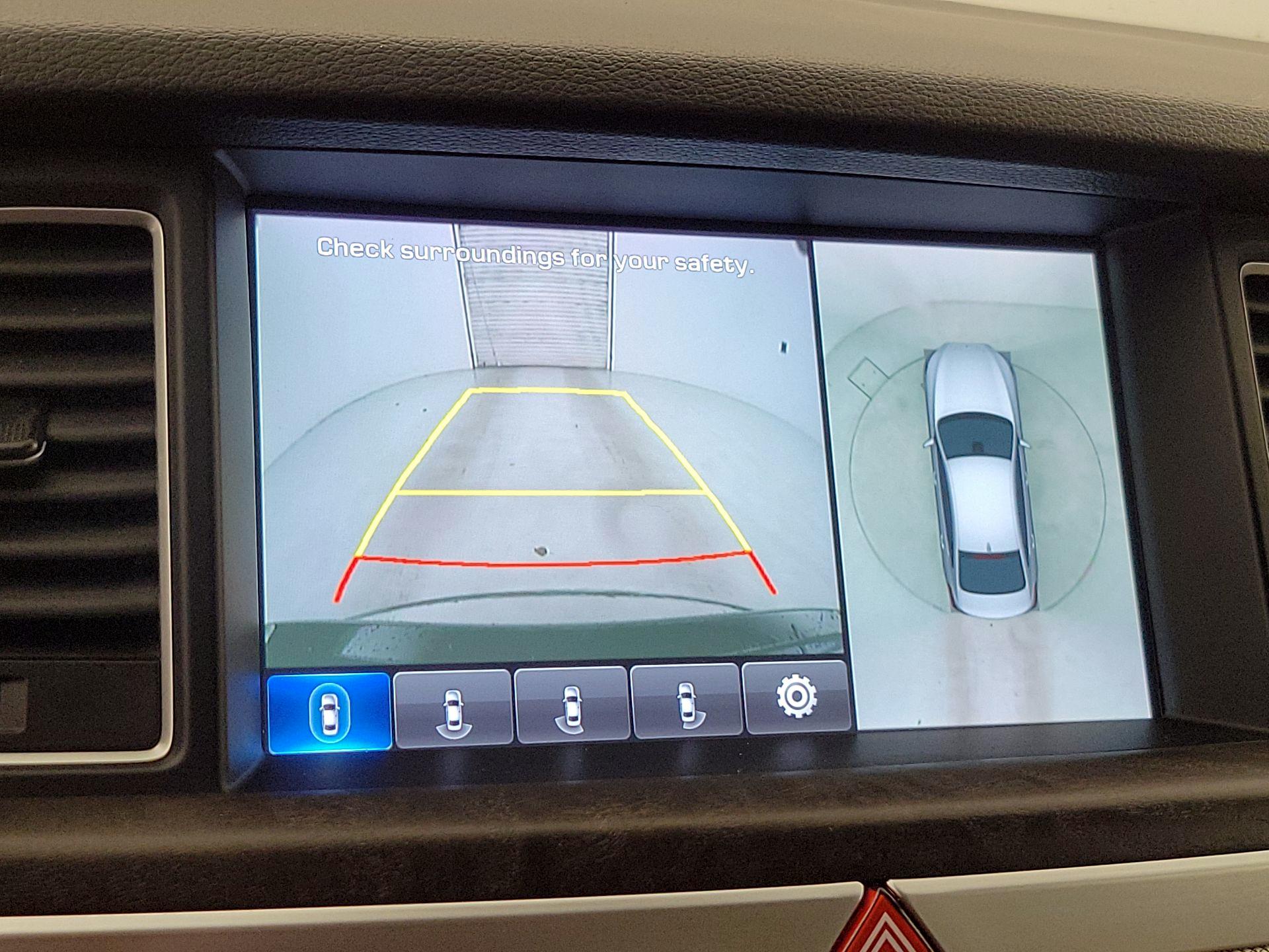 Thumbnail: 2018 Genesis G80 - 15