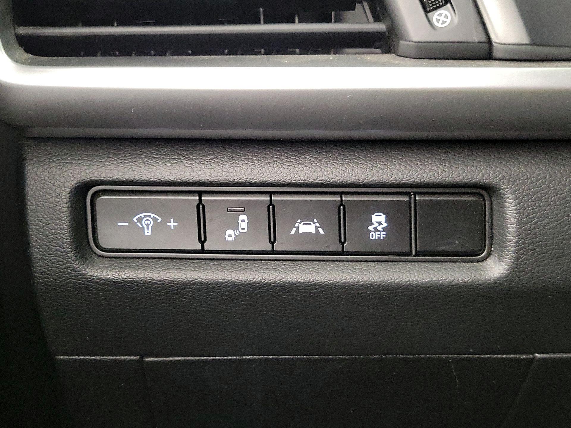 Thumbnail: 2021 Kia Telluride - 13