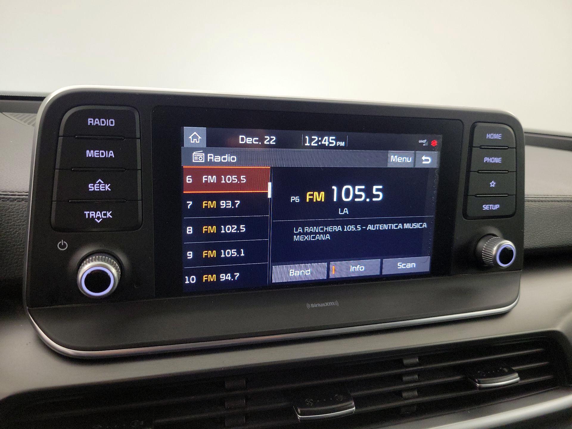 Thumbnail: 2021 Kia Telluride - 15