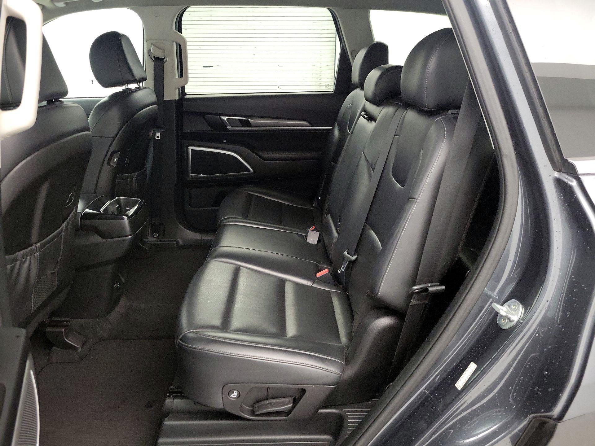 Thumbnail: 2021 Kia Telluride - 19