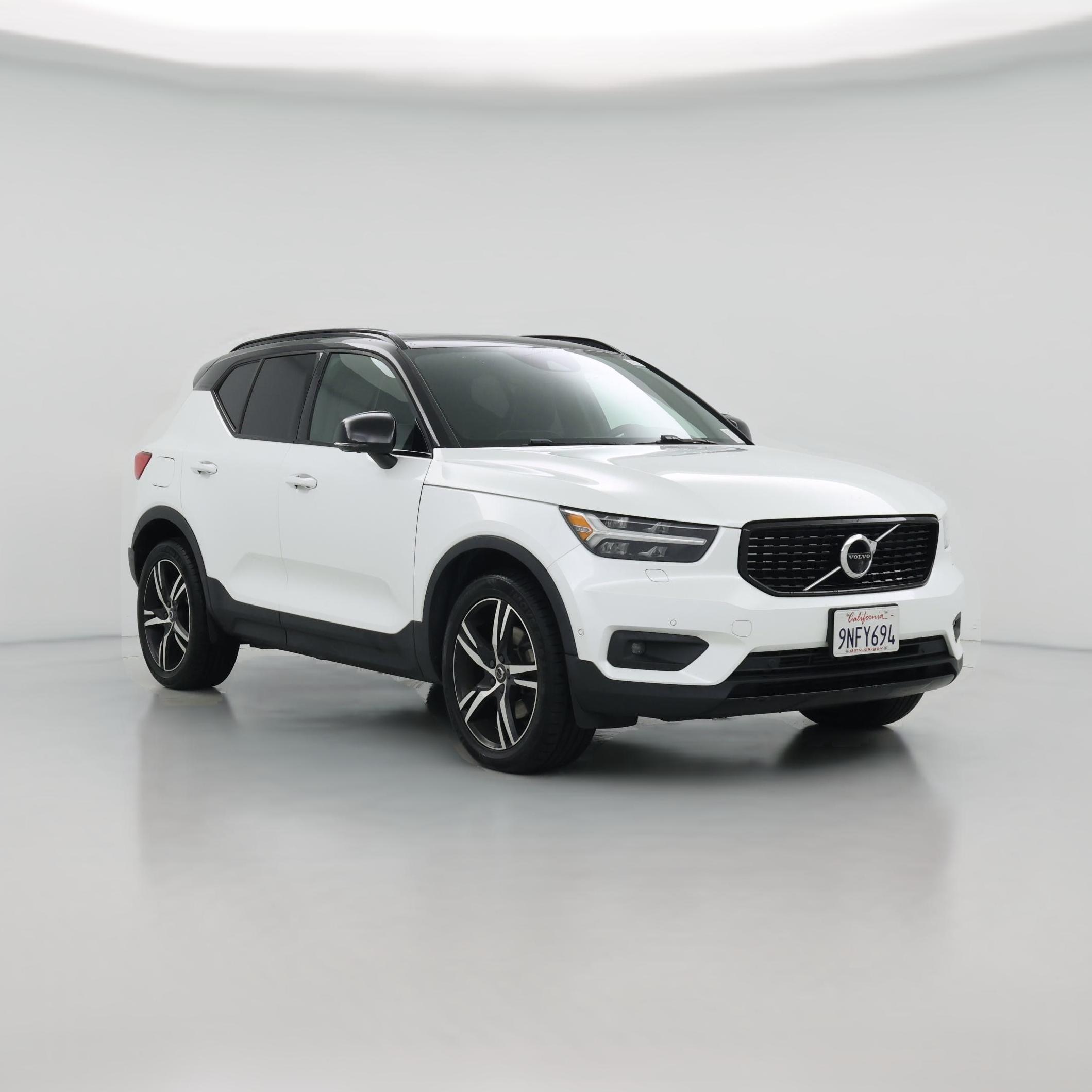 Thumbnail: 2020 Volvo XC40 - 1