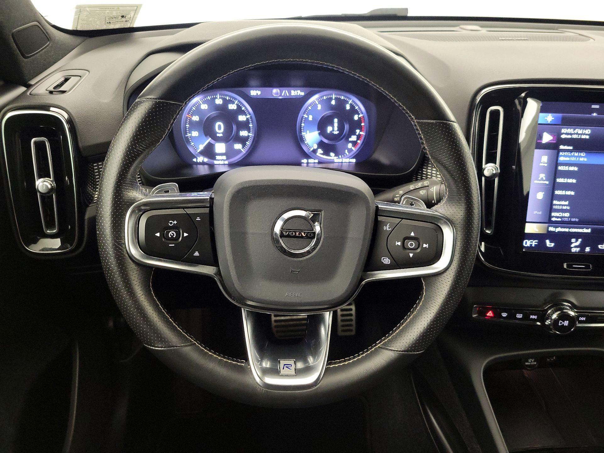 Thumbnail: 2020 Volvo XC40 - 10