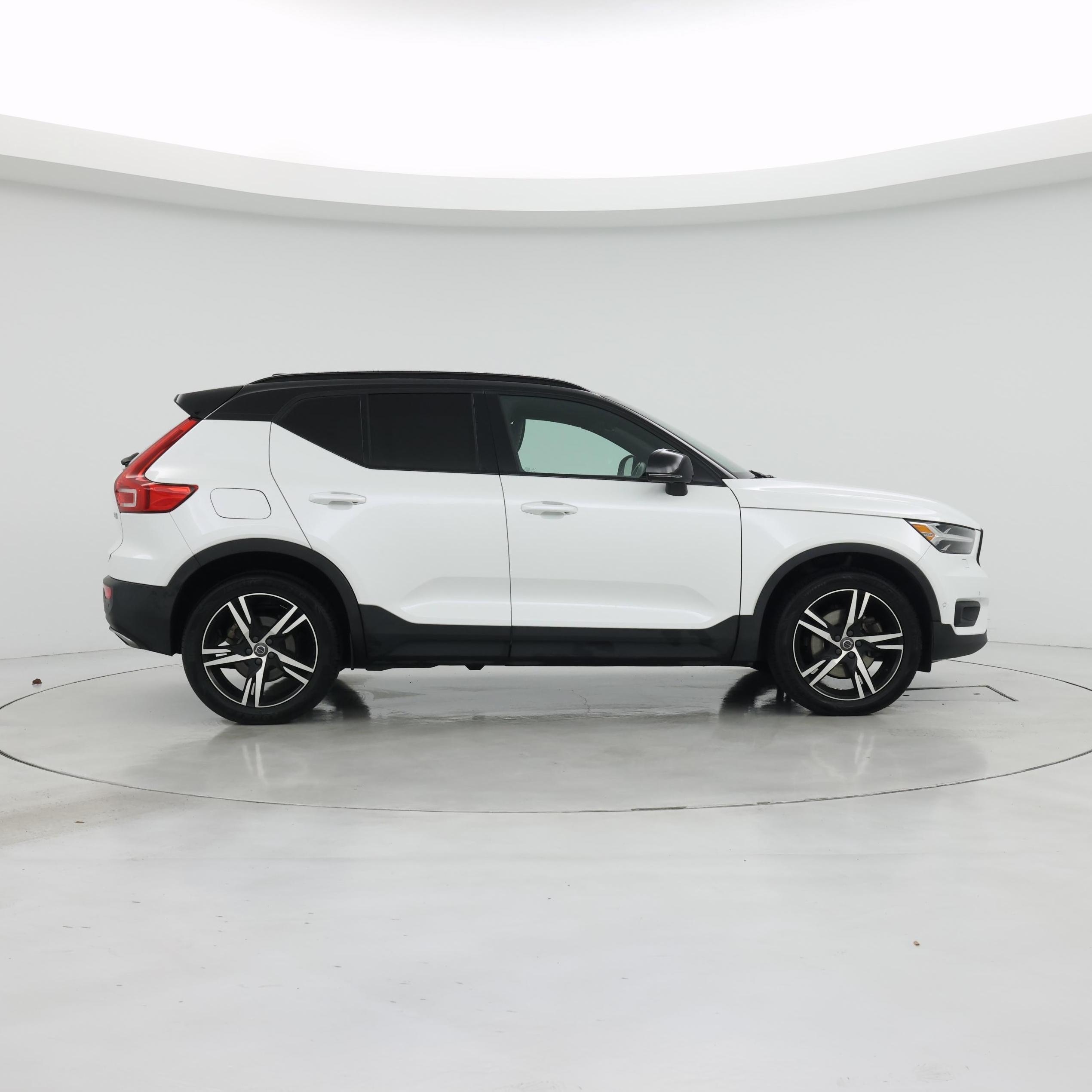 Thumbnail: 2020 Volvo XC40 - 7