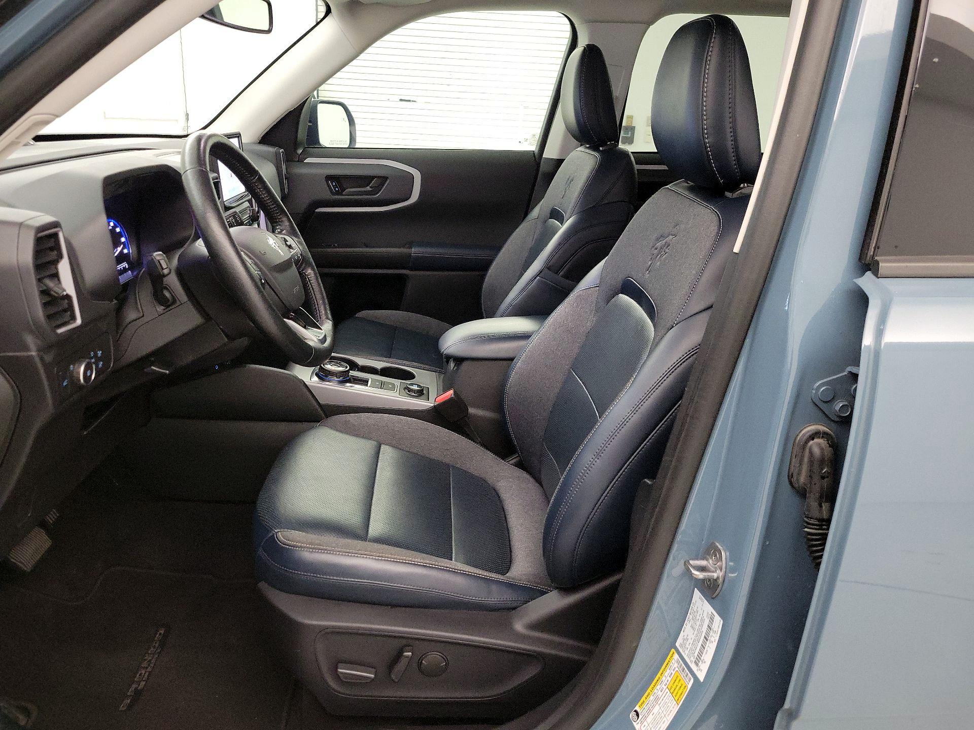 Thumbnail: 2021 Ford Bronco Sport - 11