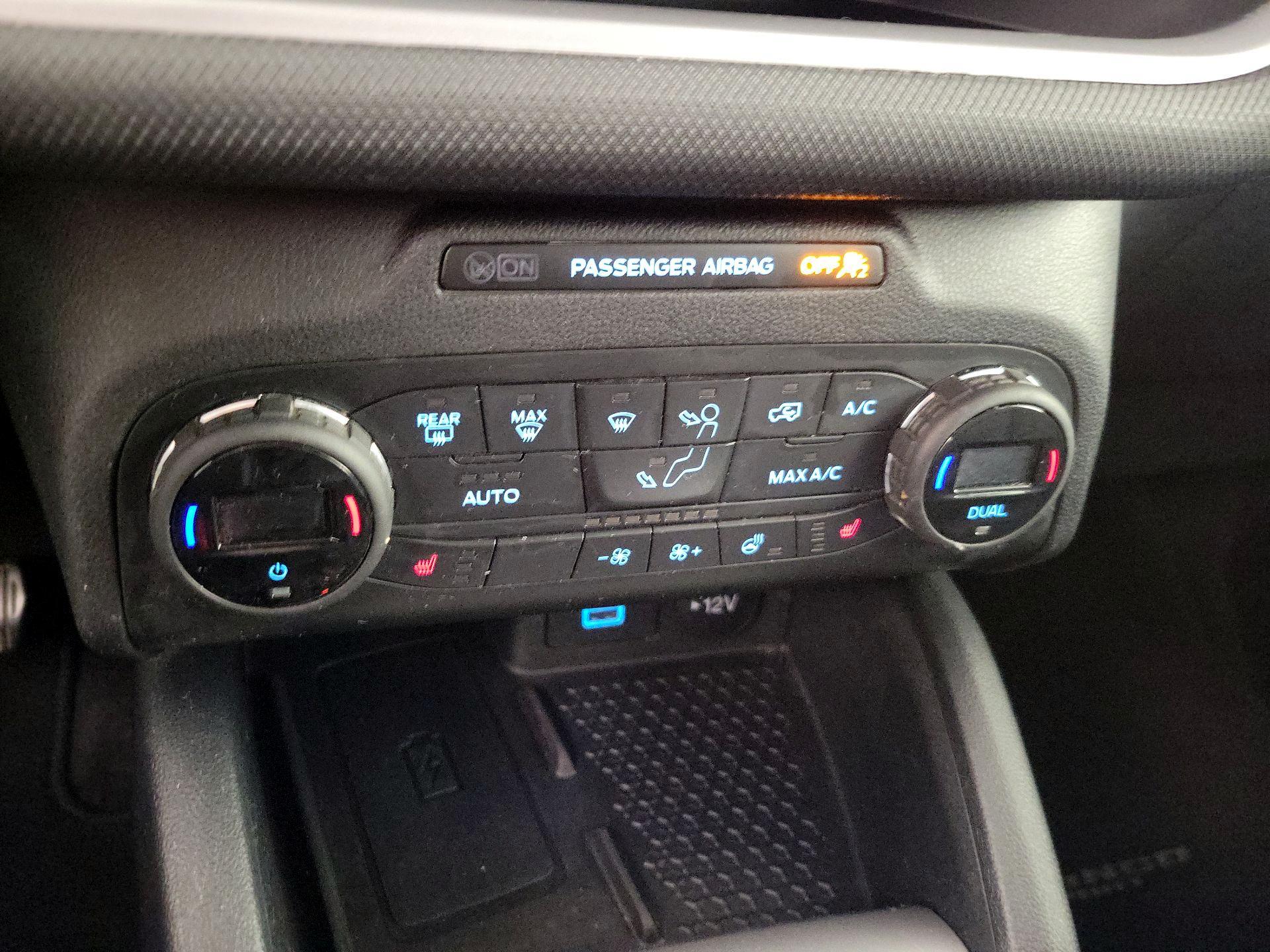 Thumbnail: 2021 Ford Bronco Sport - 16