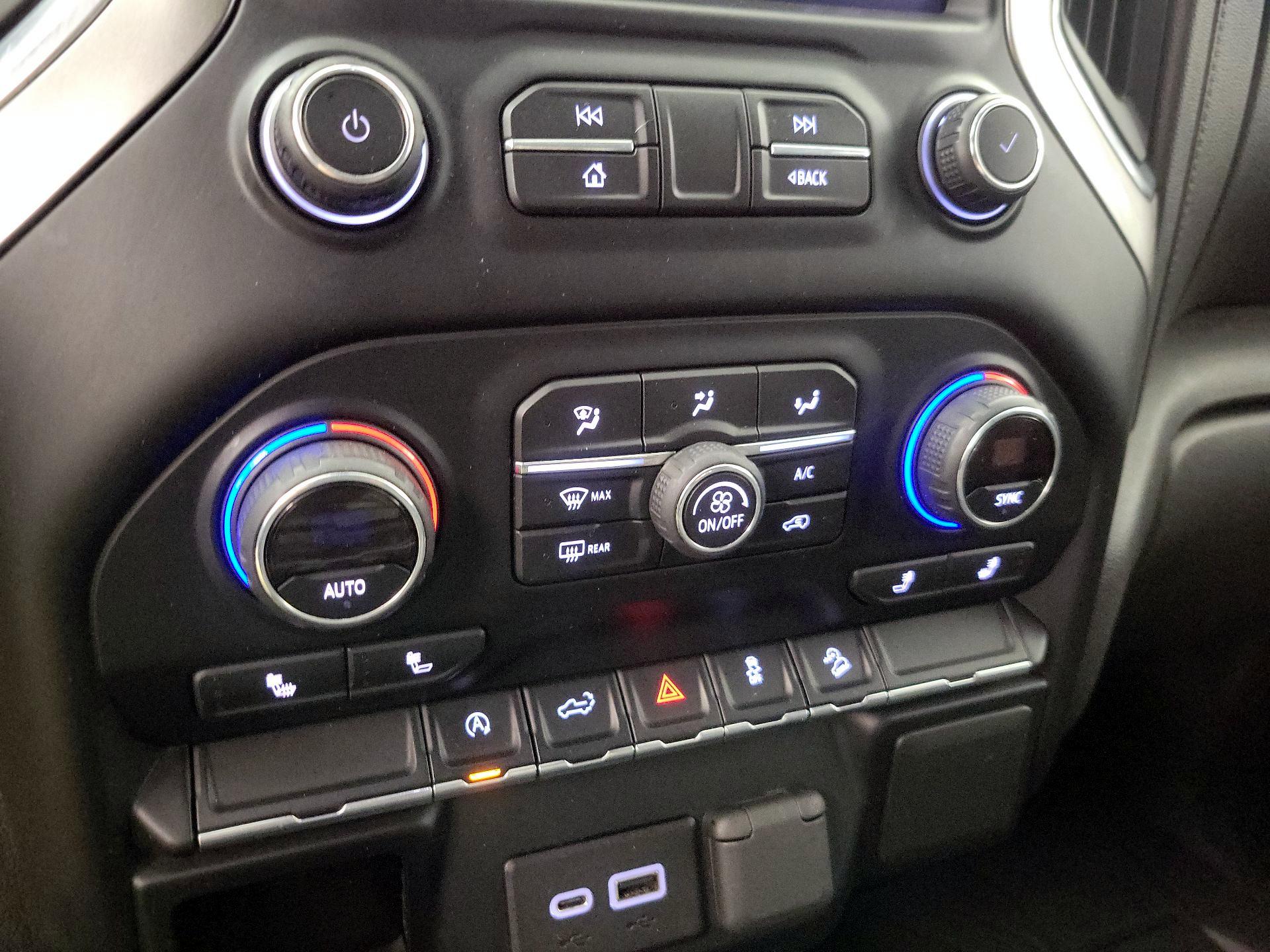 Thumbnail: 2019 Chevrolet Silverado 1500 - 16