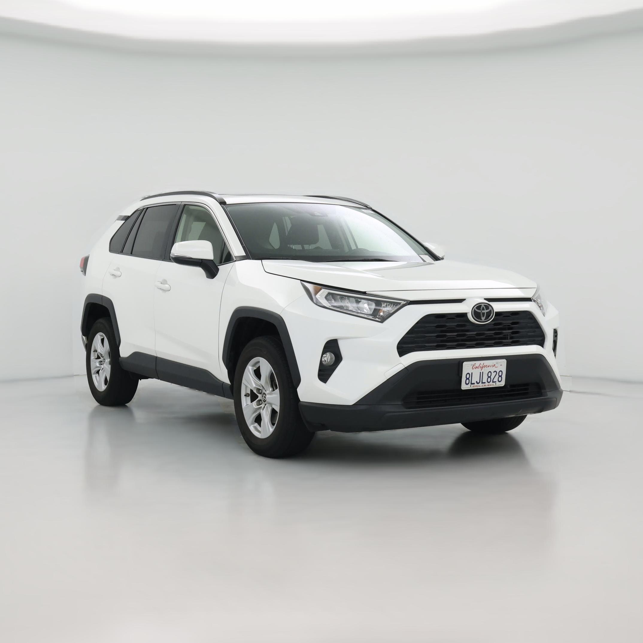 Thumbnail: 2019 Toyota RAV4 - 1