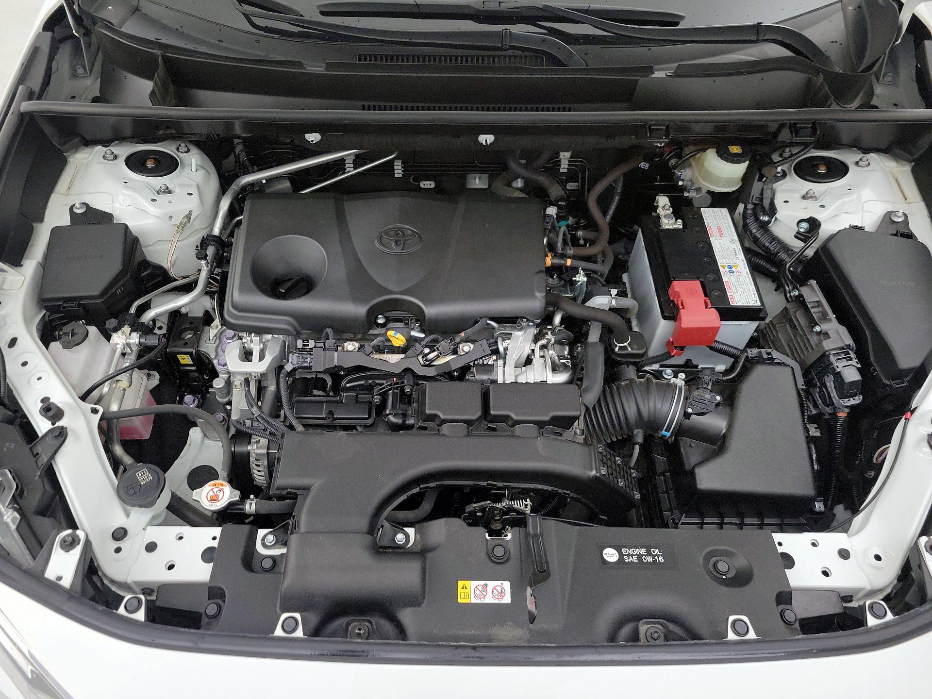 Thumbnail: 2019 Toyota RAV4 - 20