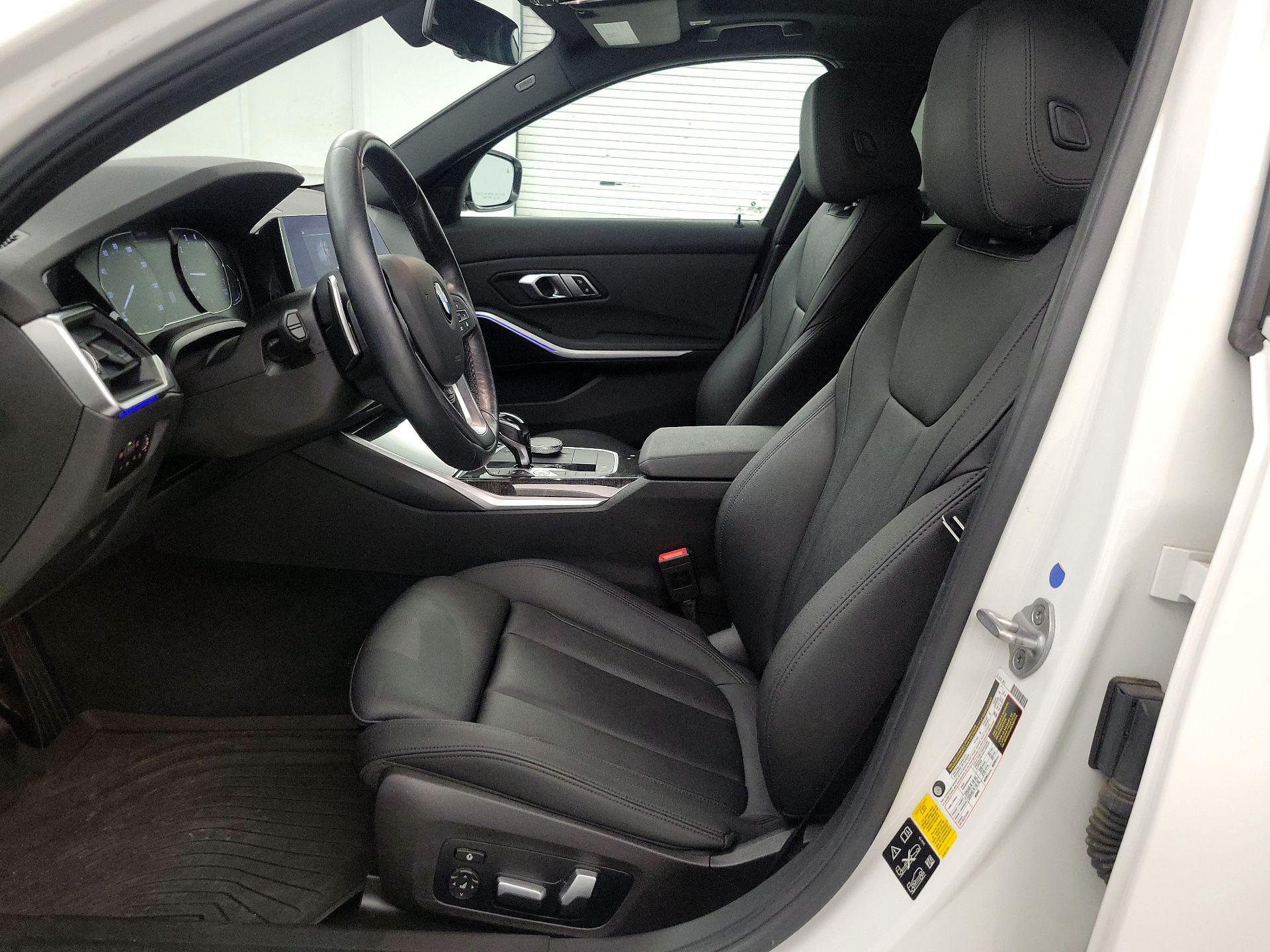 Thumbnail: 2021 BMW 3 Series - 11