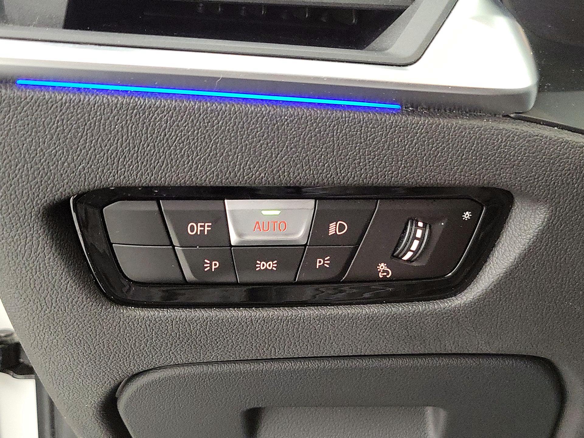 Thumbnail: 2021 BMW 3 Series - 13