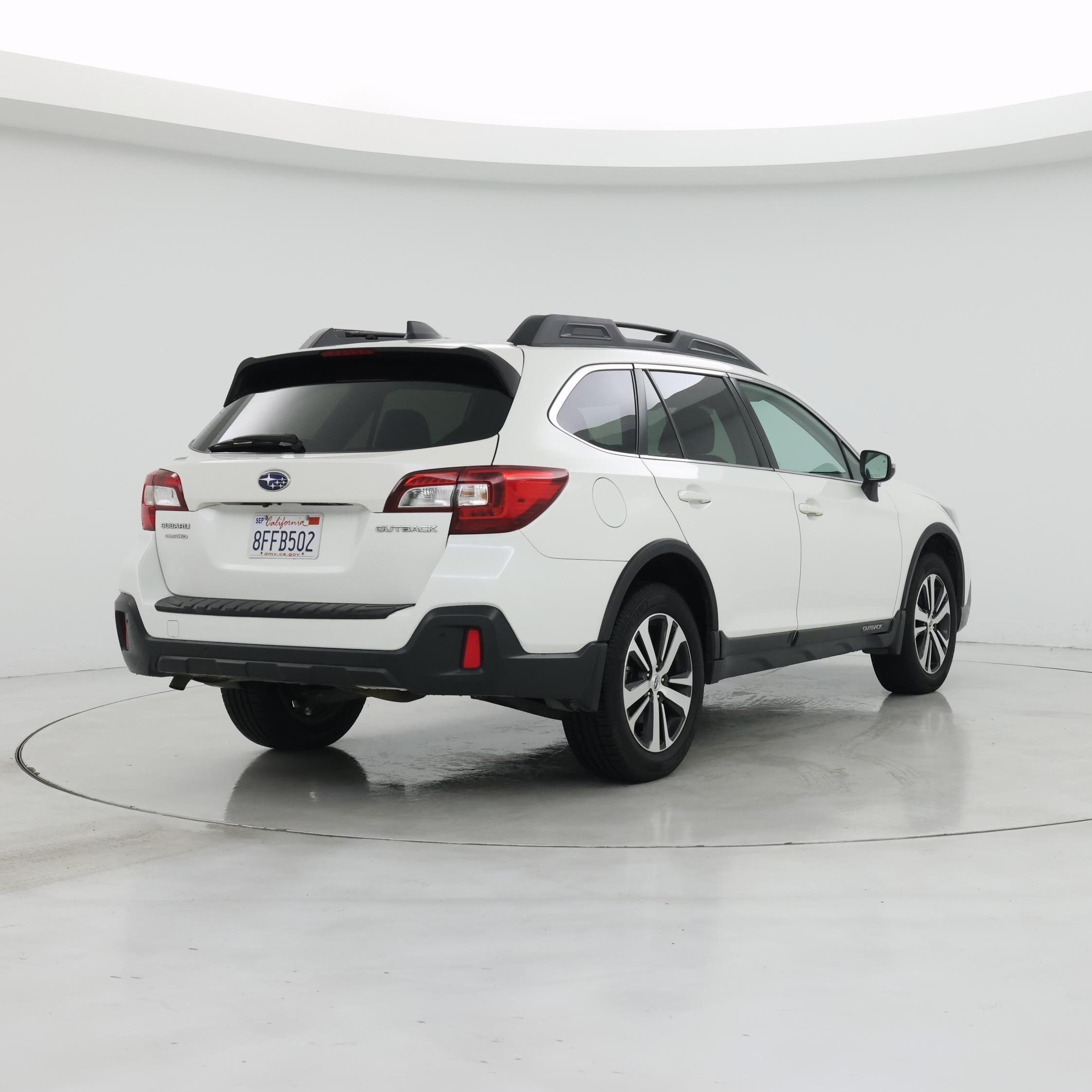 Thumbnail: 2018 Subaru Outback - 8