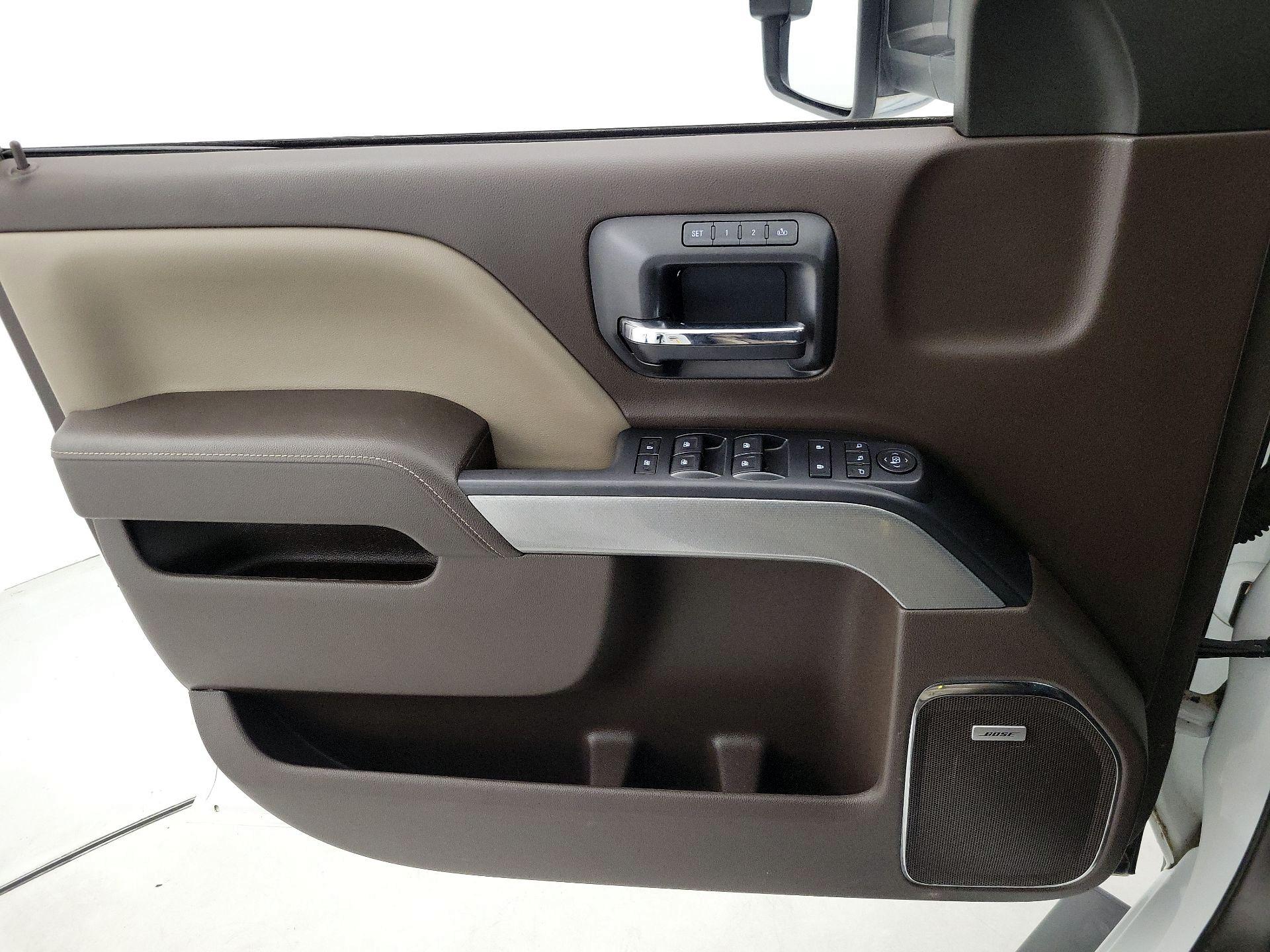 Thumbnail: 2015 Chevrolet Silverado 2500 - 12