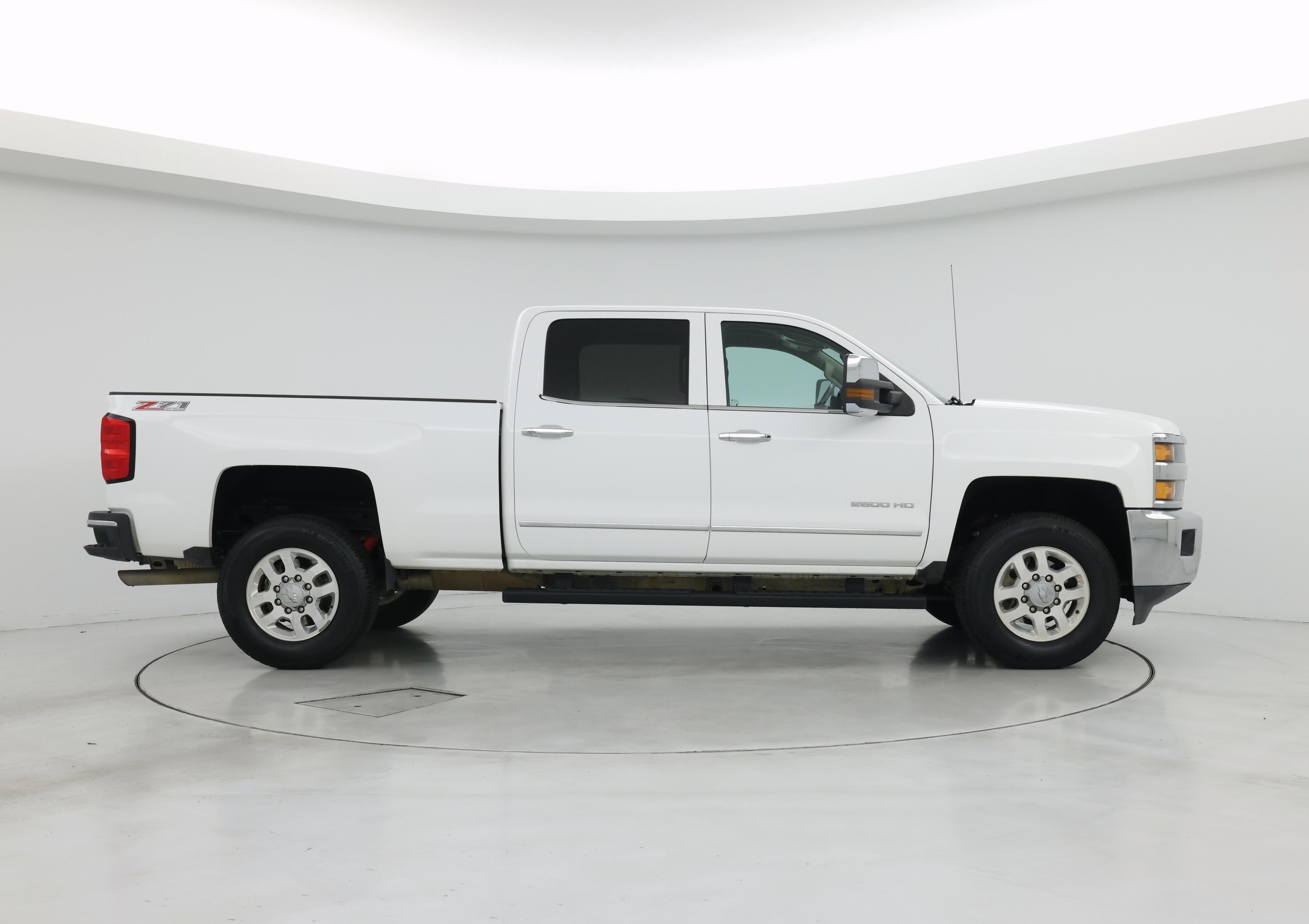 Thumbnail: 2015 Chevrolet Silverado 2500 - 7