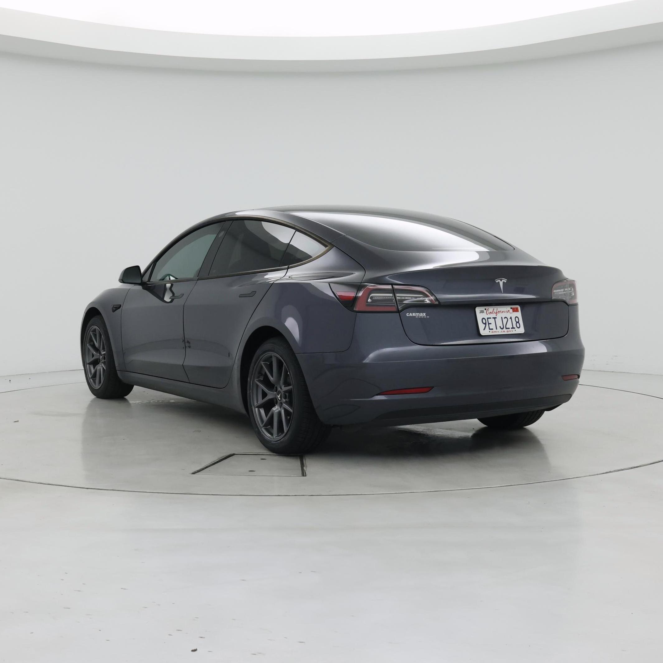 Thumbnail: 2023 Tesla Model 3 - 2