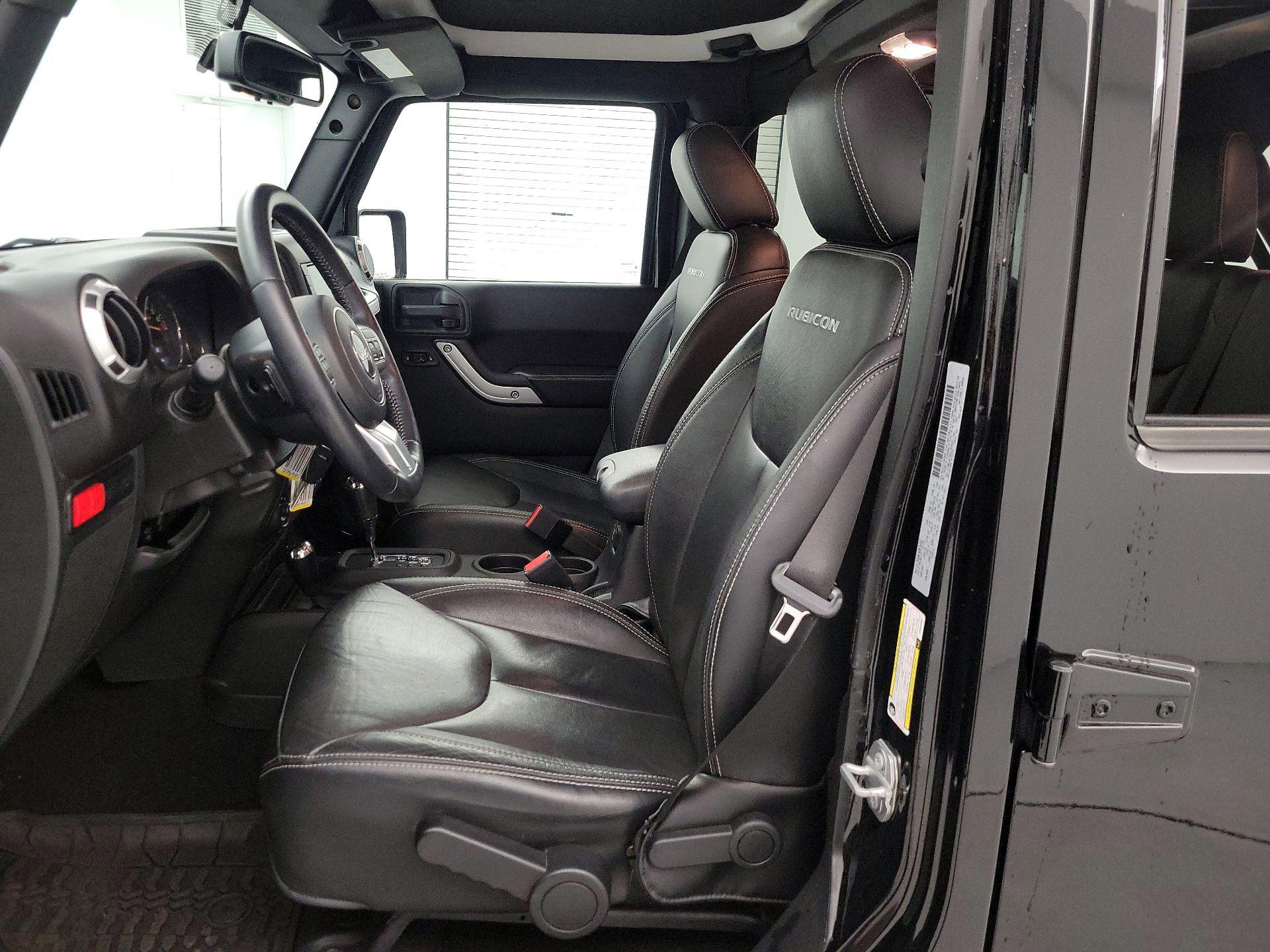 Thumbnail: 2017 Jeep Wrangler - 11