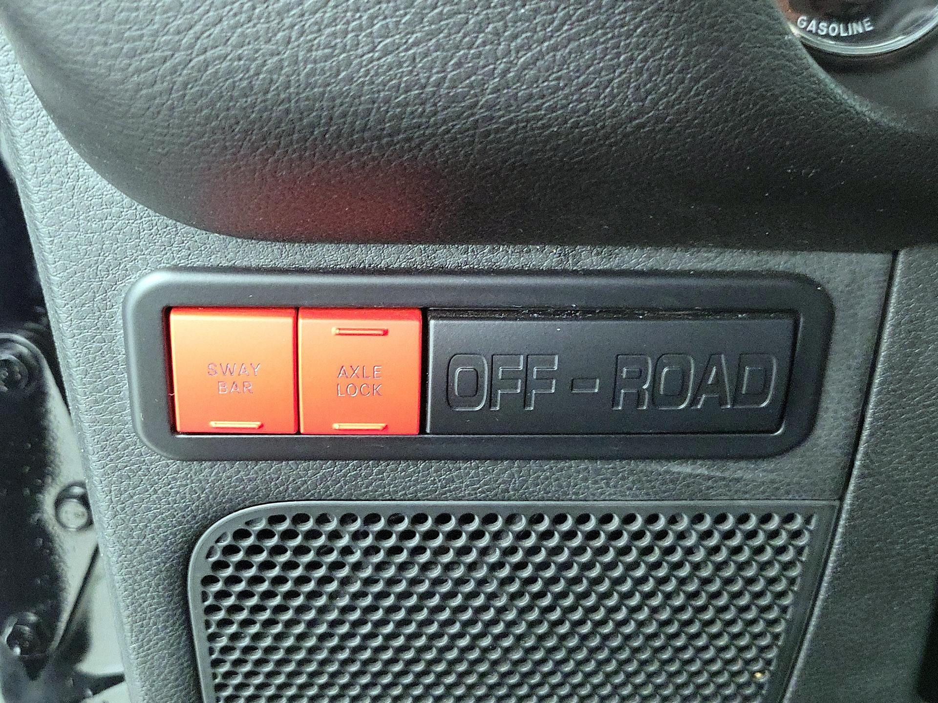 Thumbnail: 2017 Jeep Wrangler - 13