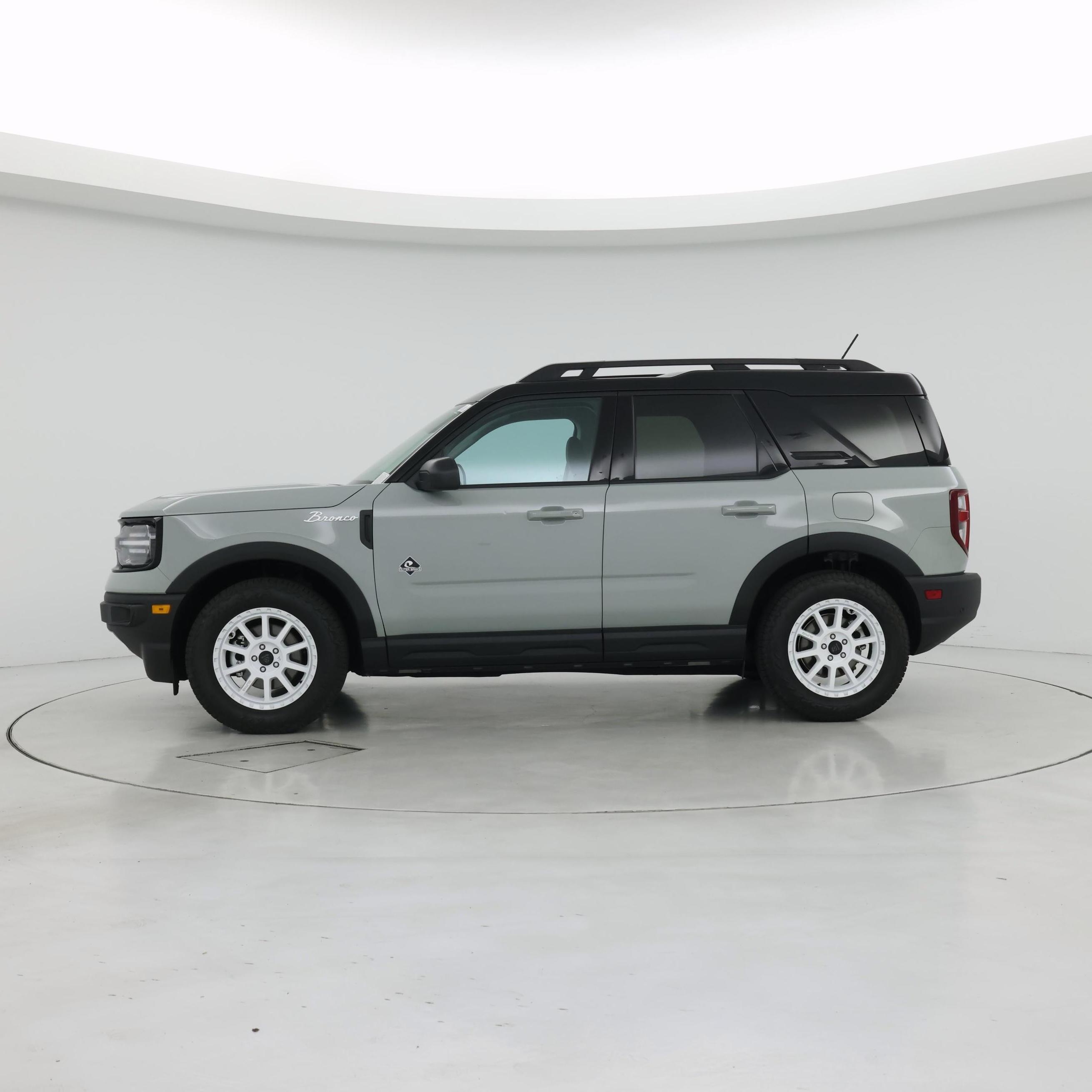 Thumbnail: 2023 Ford Bronco Sport - 3