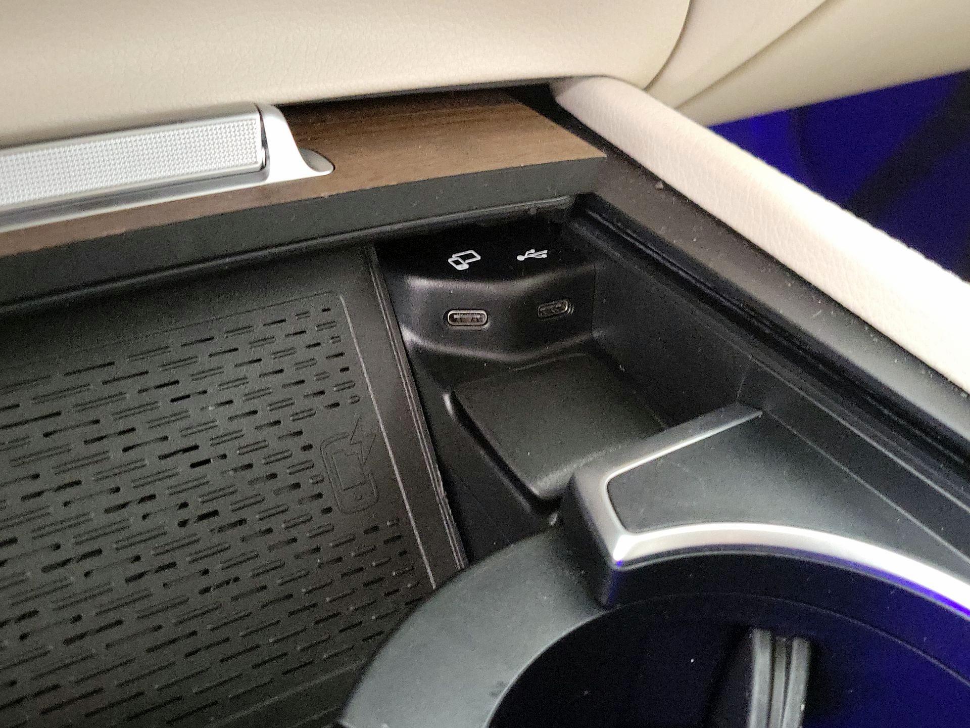 Thumbnail: 2023 Mercedes-Benz GLE - 17