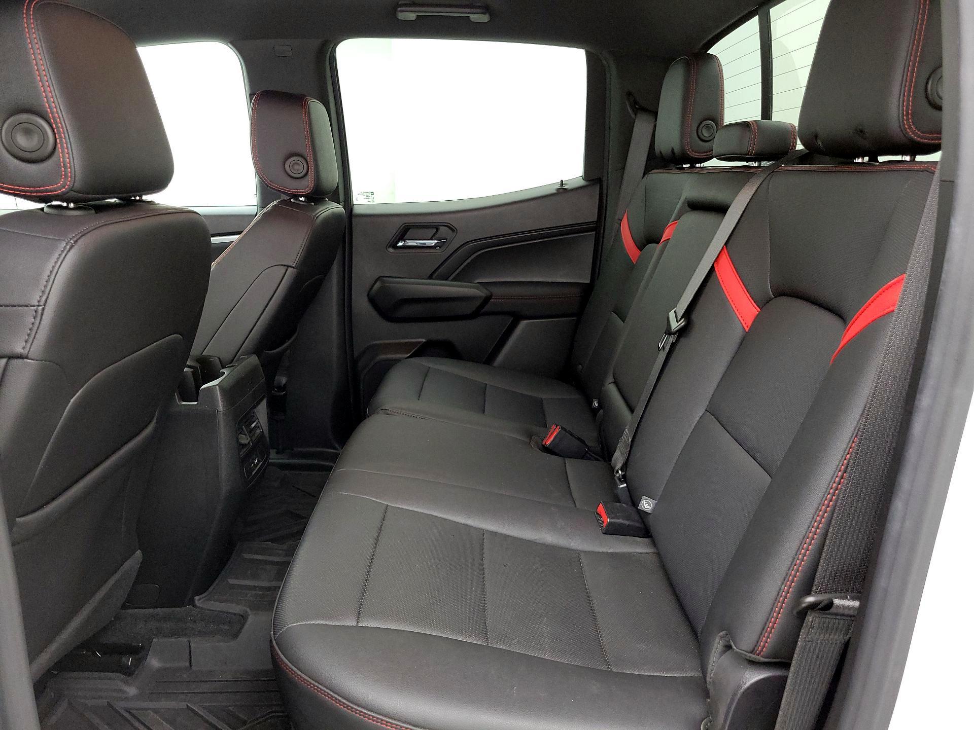 Thumbnail: 2023 Chevrolet Colorado - 19