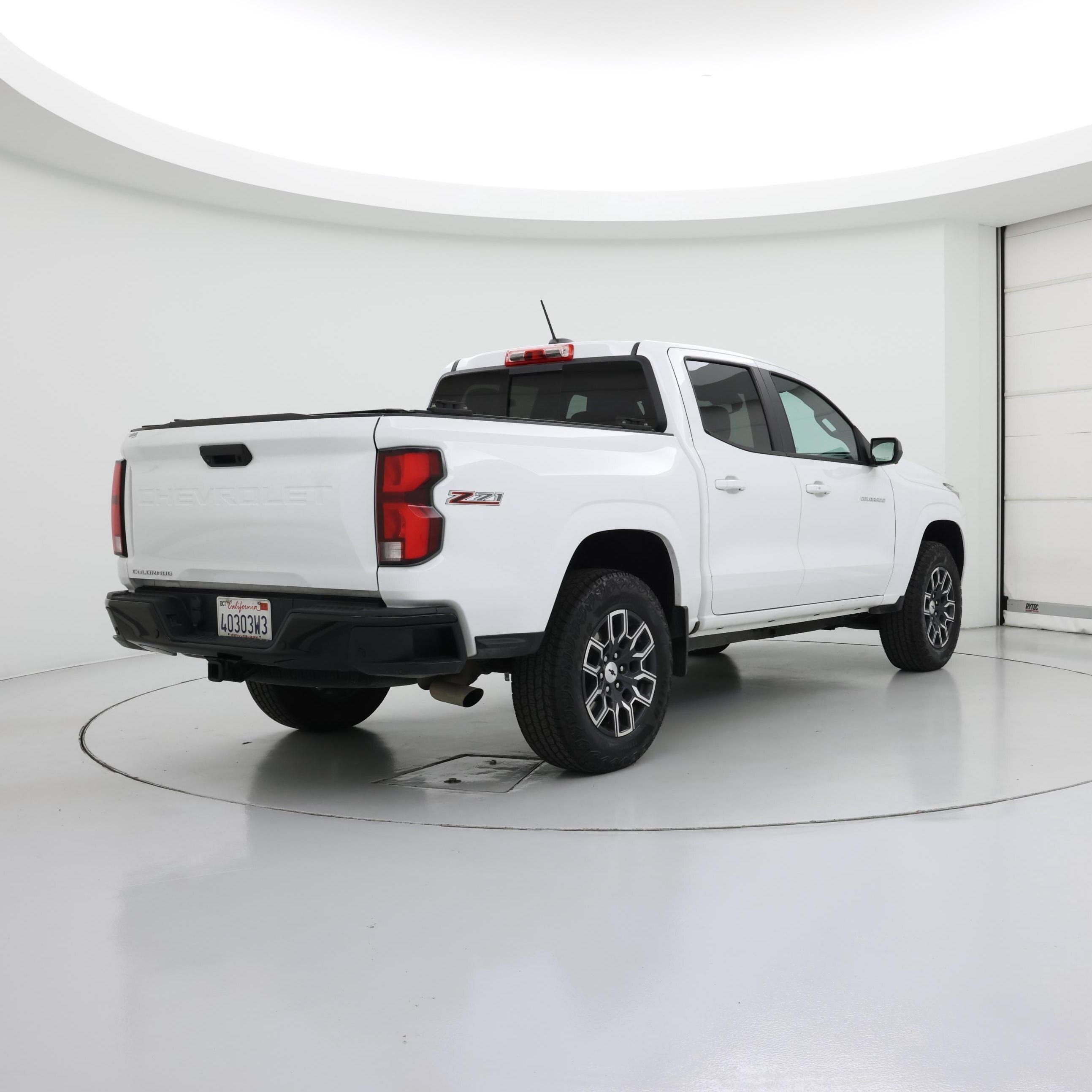 Thumbnail: 2023 Chevrolet Colorado - 8