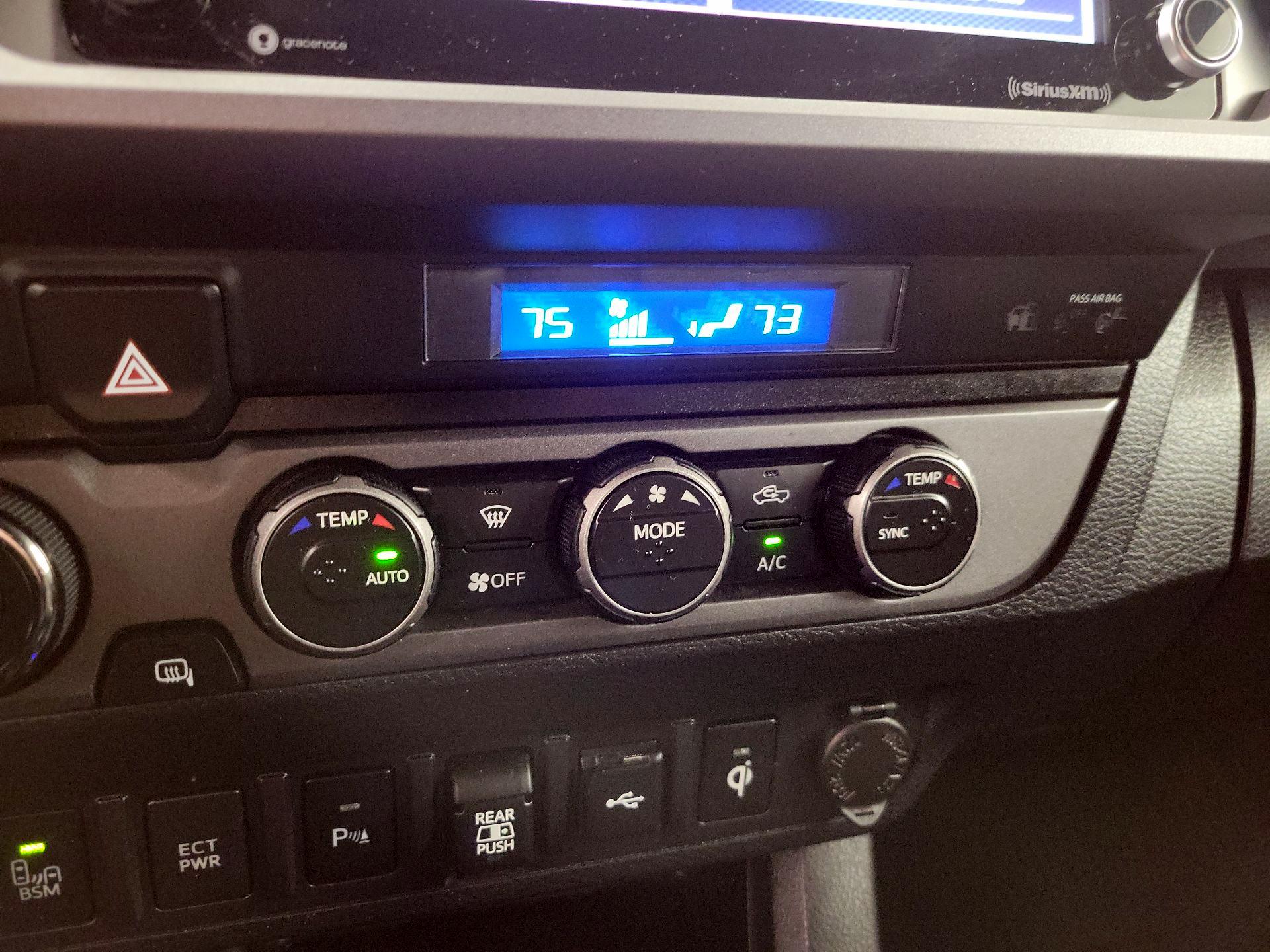 Thumbnail: 2022 Toyota Tacoma - 16