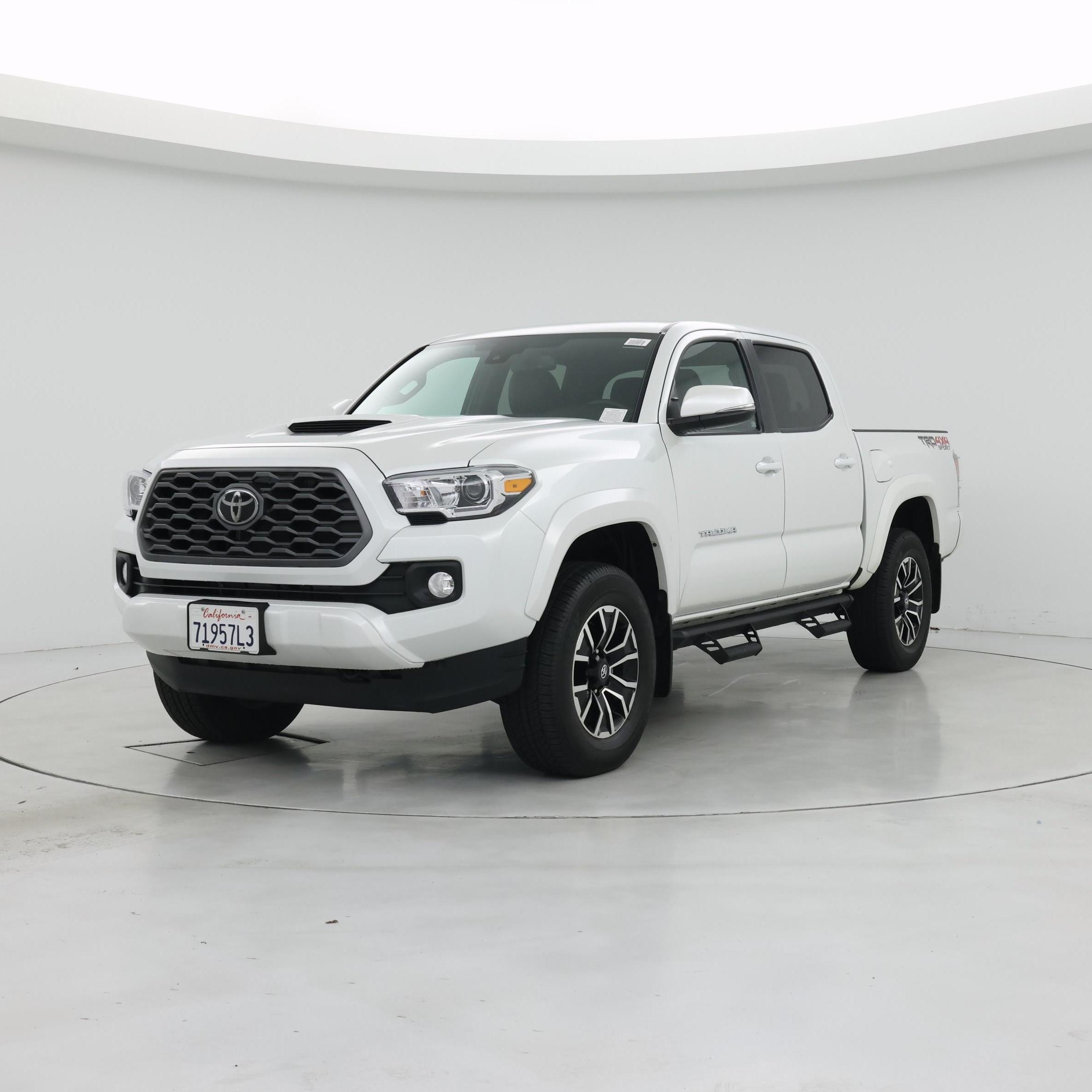 Thumbnail: 2022 Toyota Tacoma - 4