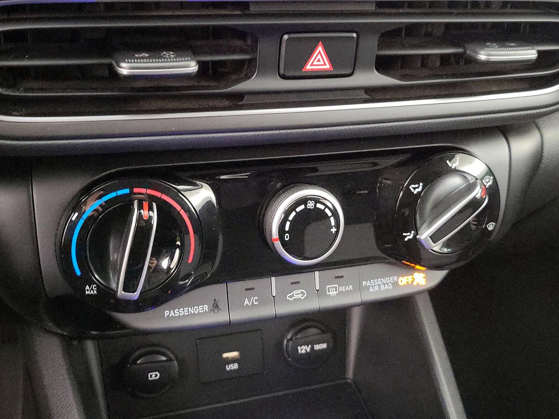 Thumbnail: 2022 Hyundai Kona - 16