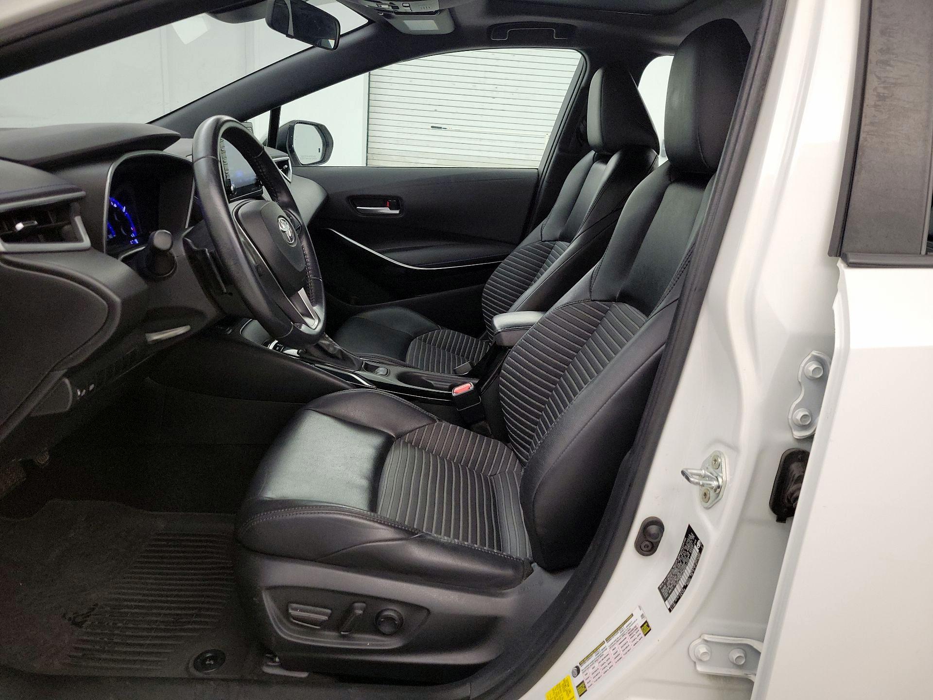 Thumbnail: 2021 Toyota Corolla - 11