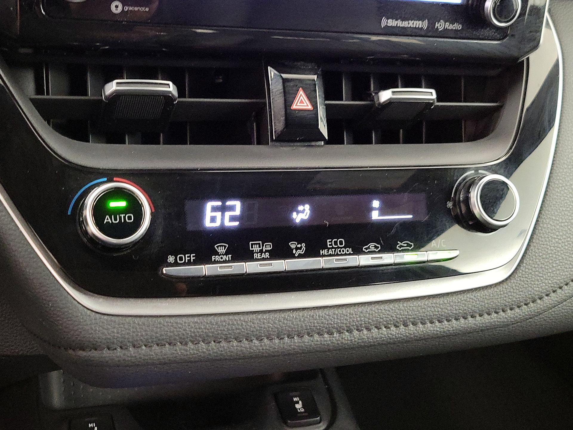 Thumbnail: 2021 Toyota Corolla - 16