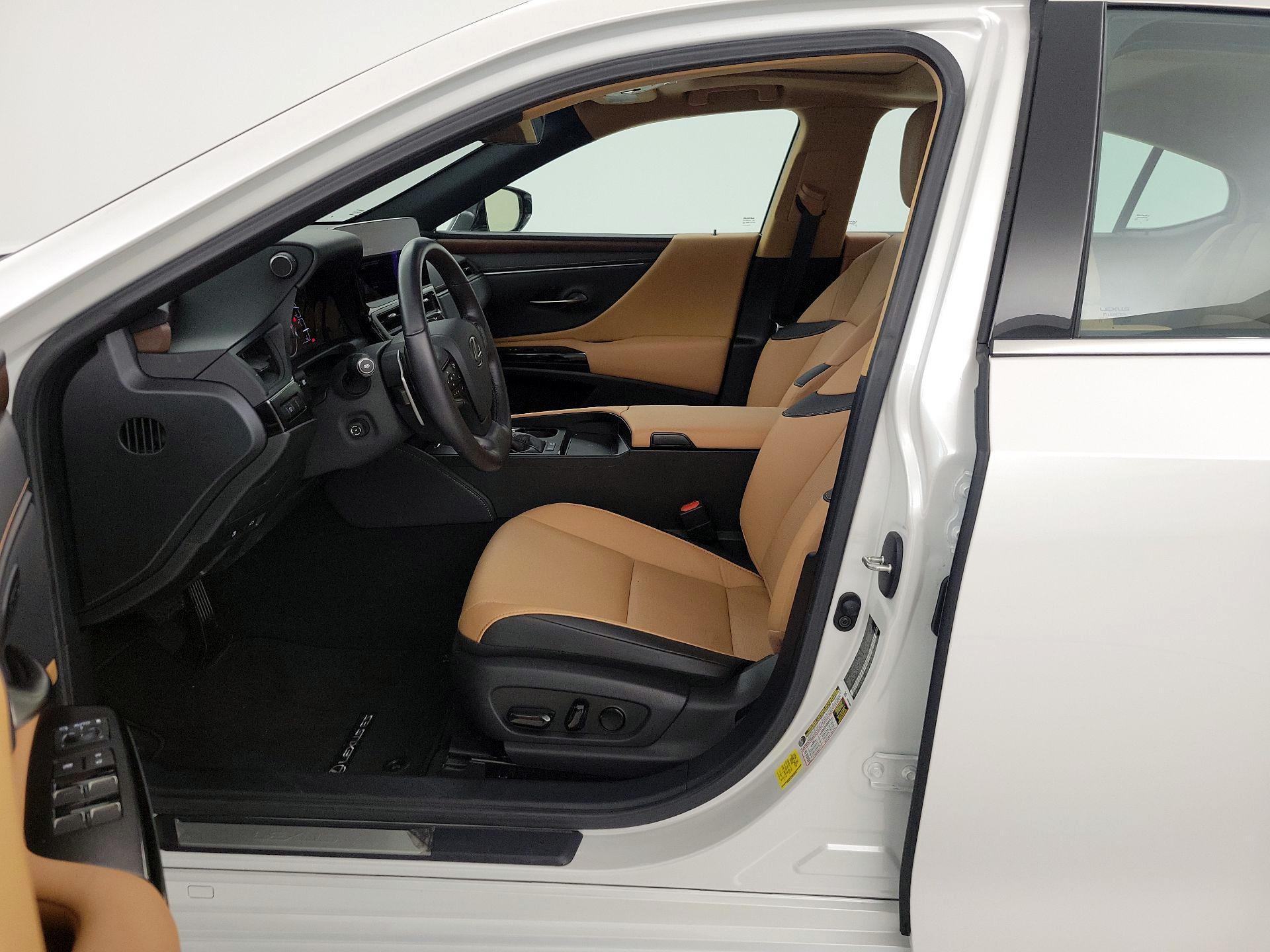 Thumbnail: 2025 Lexus ES - 11