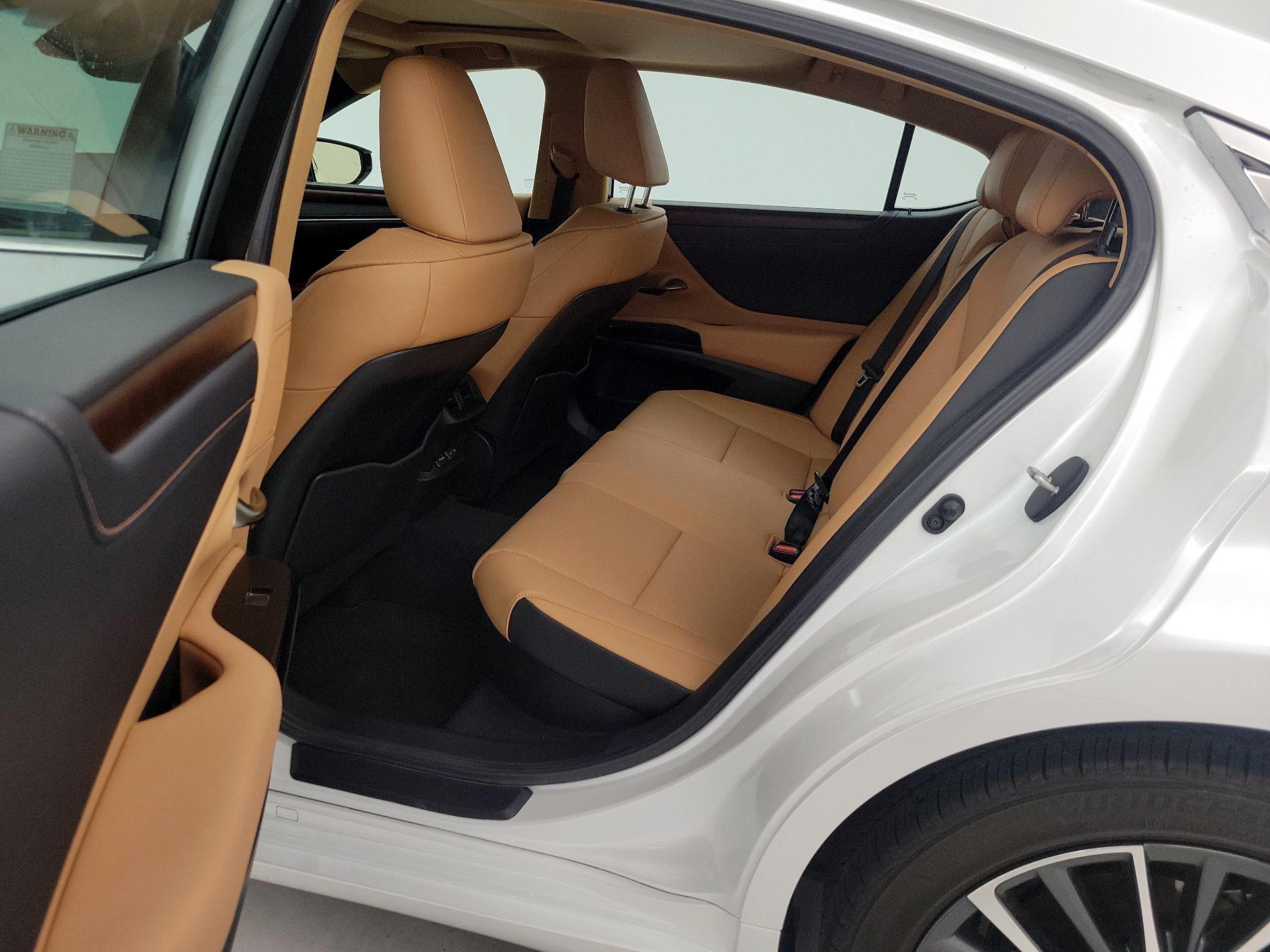 Thumbnail: 2025 Lexus ES - 19