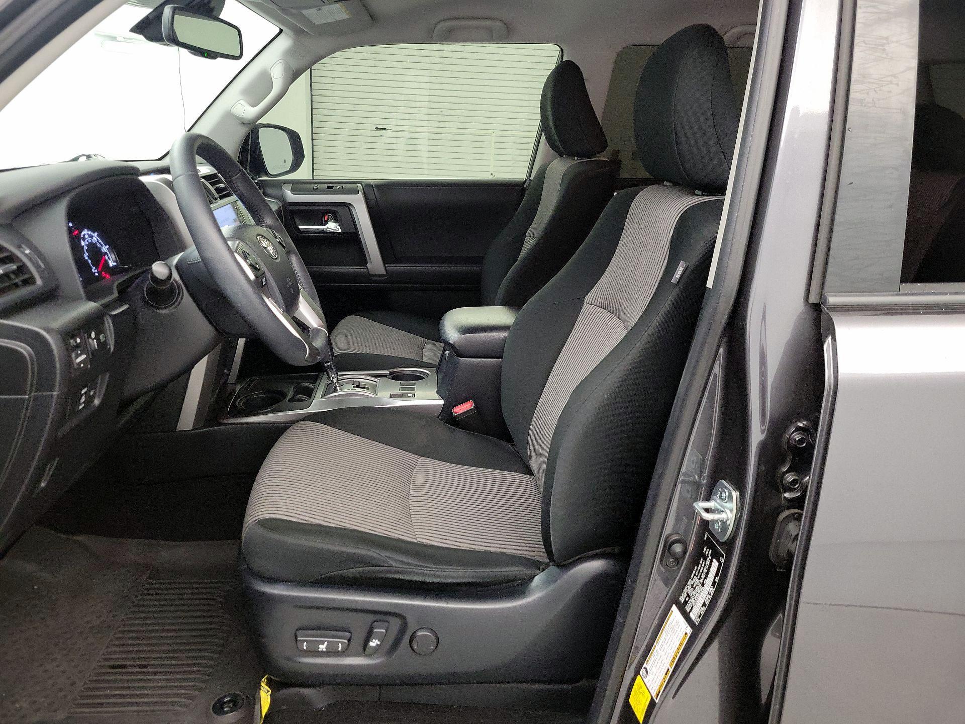 Thumbnail: 2022 Toyota 4Runner - 11