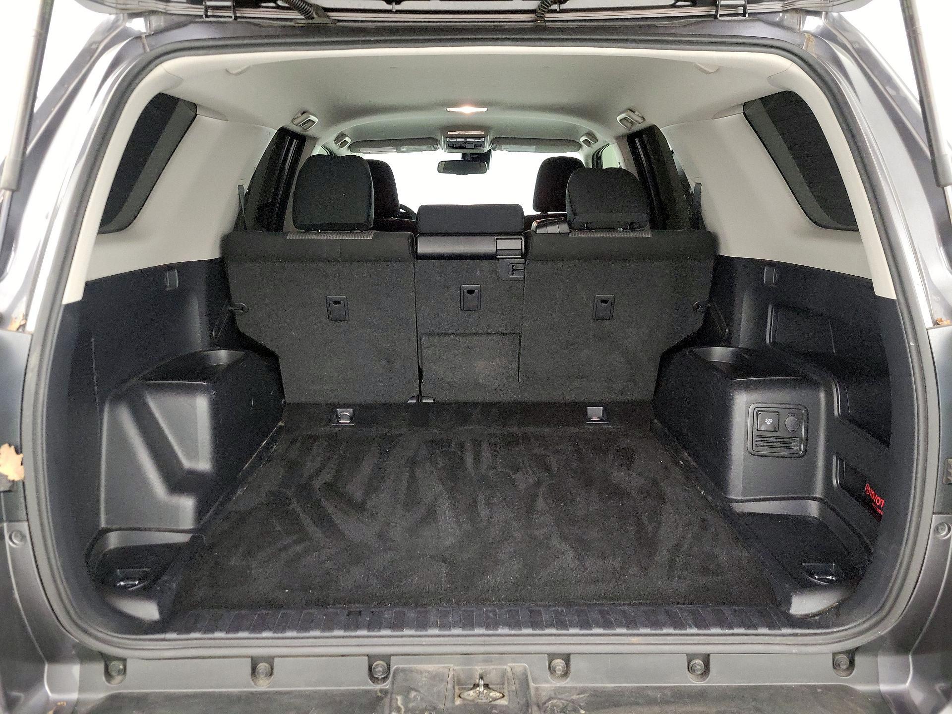 Thumbnail: 2022 Toyota 4Runner - 20