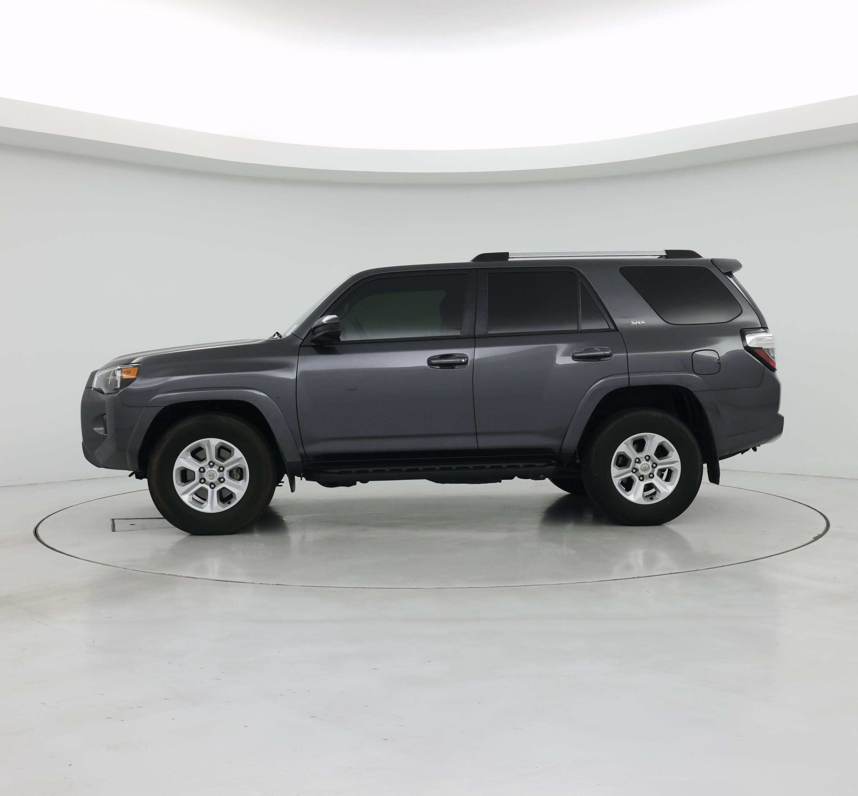 Thumbnail: 2022 Toyota 4Runner - 3