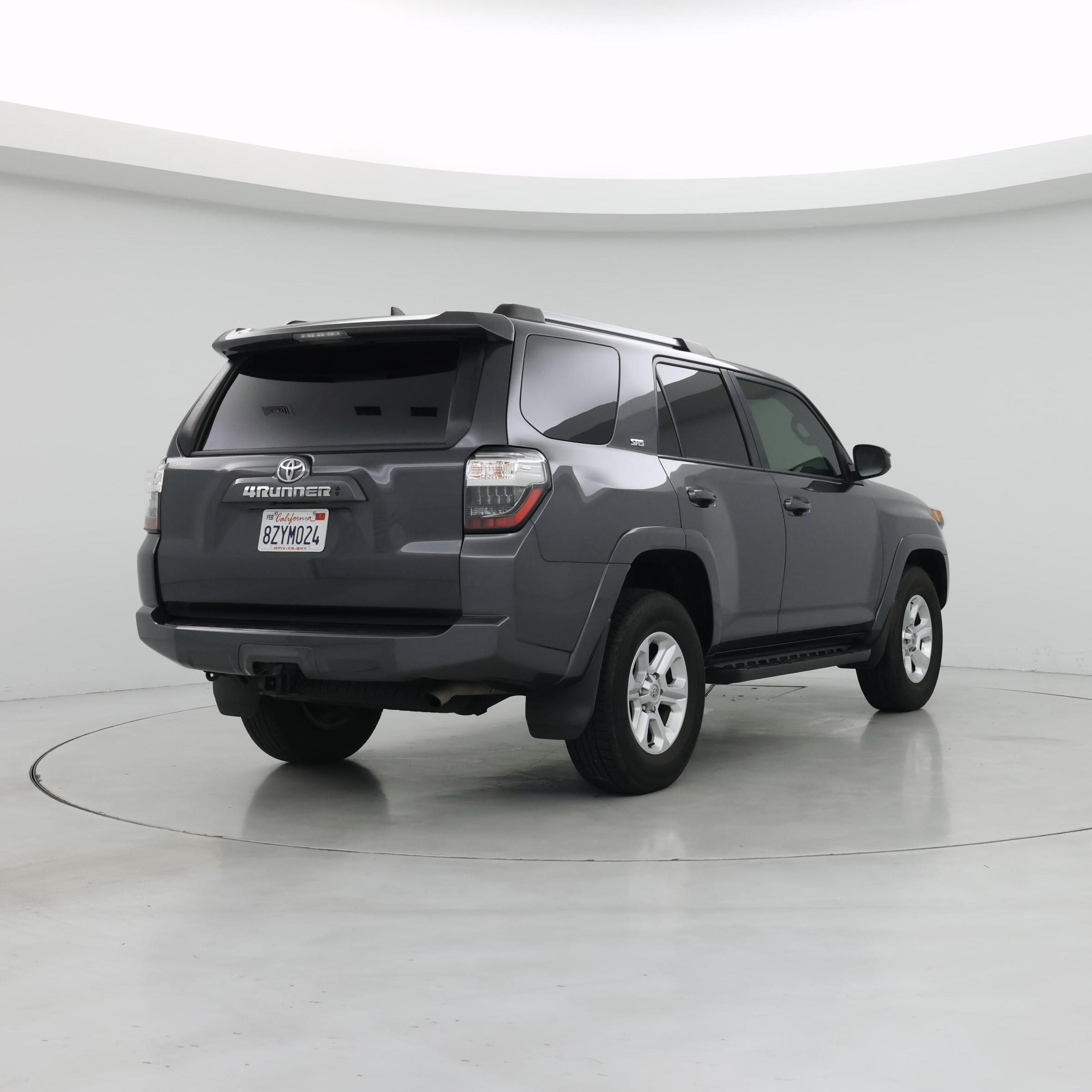 Thumbnail: 2022 Toyota 4Runner - 8