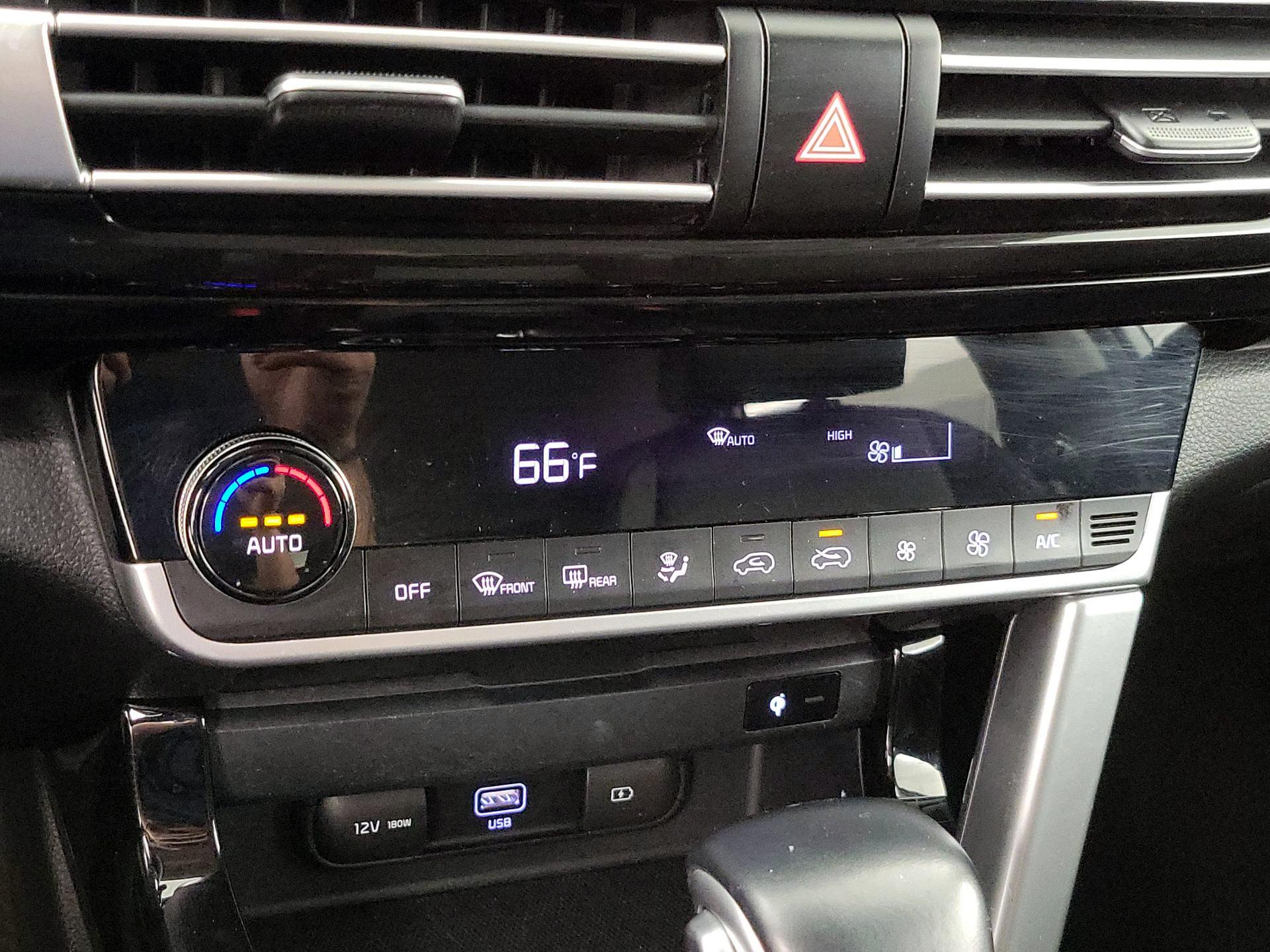 Thumbnail: 2021 Kia Seltos - 16