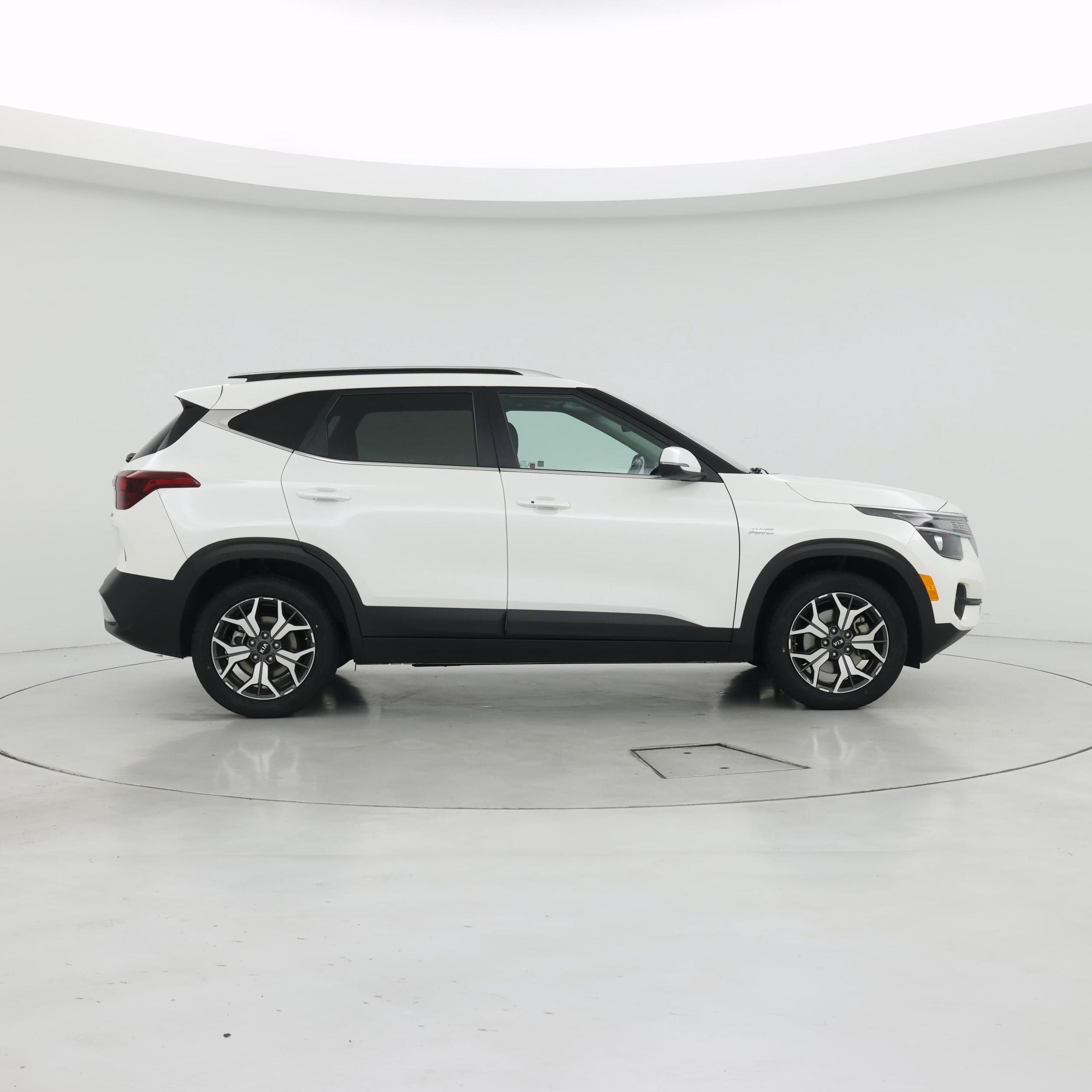 Thumbnail: 2021 Kia Seltos - 7