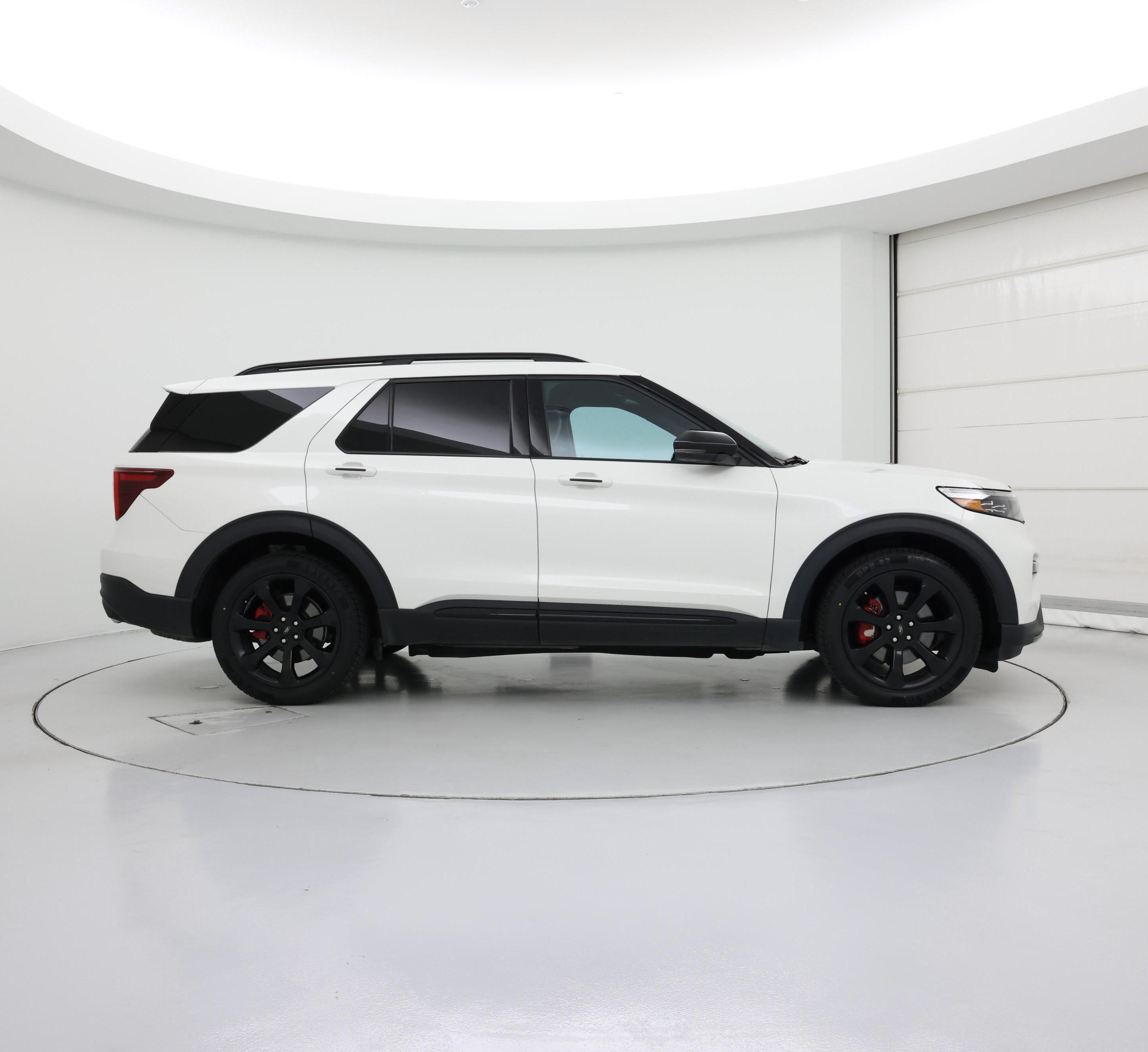 Thumbnail: 2022 Ford Explorer - 7