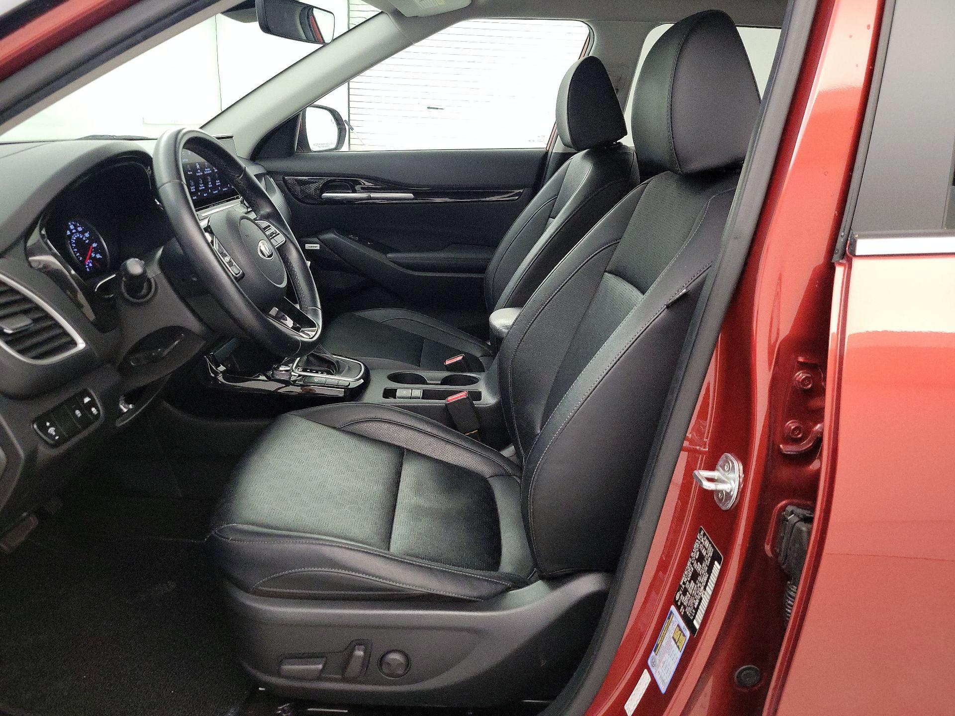 Thumbnail: 2021 Kia Seltos - 11