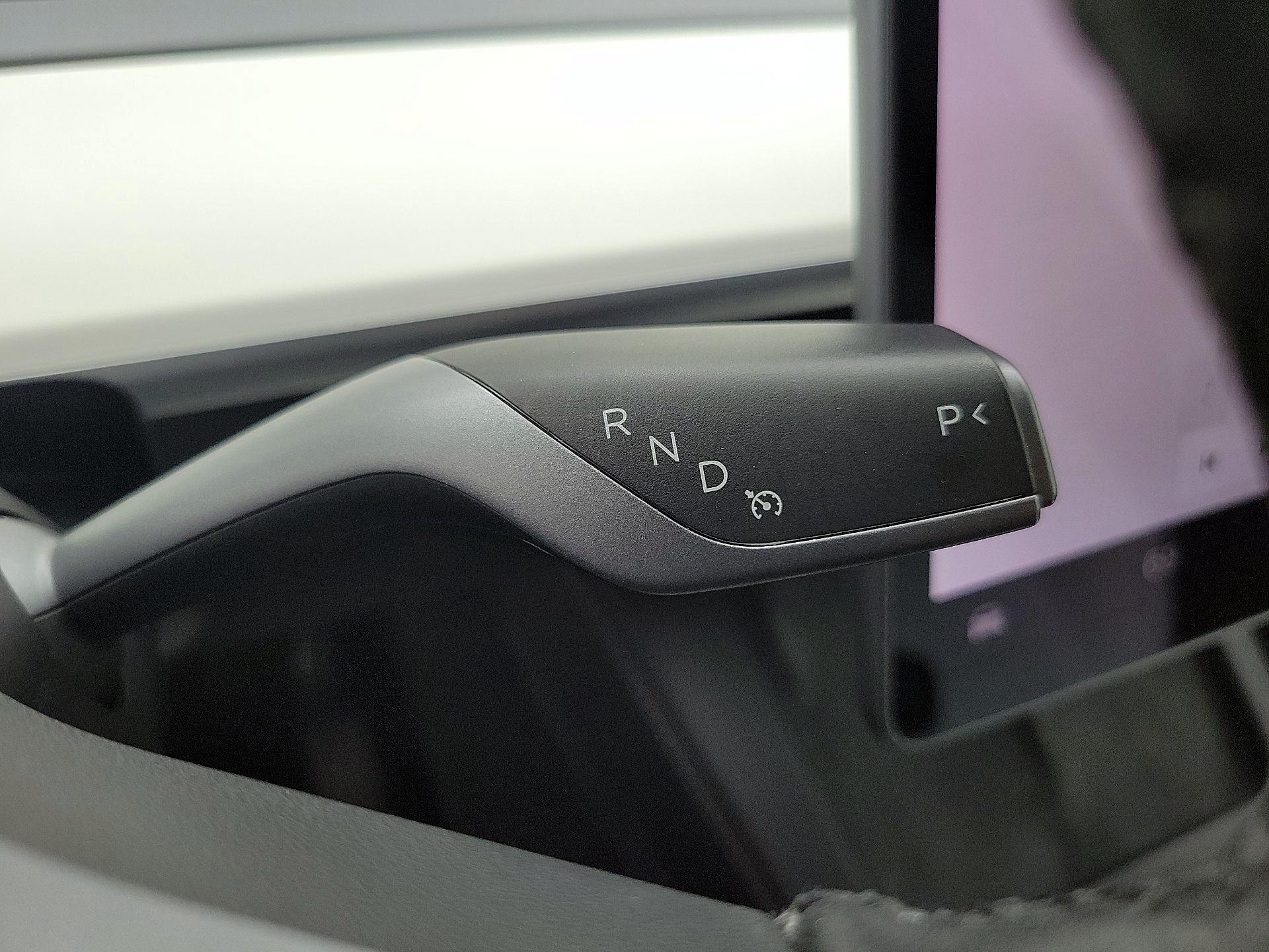 Thumbnail: 2022 Tesla Model Y - 17