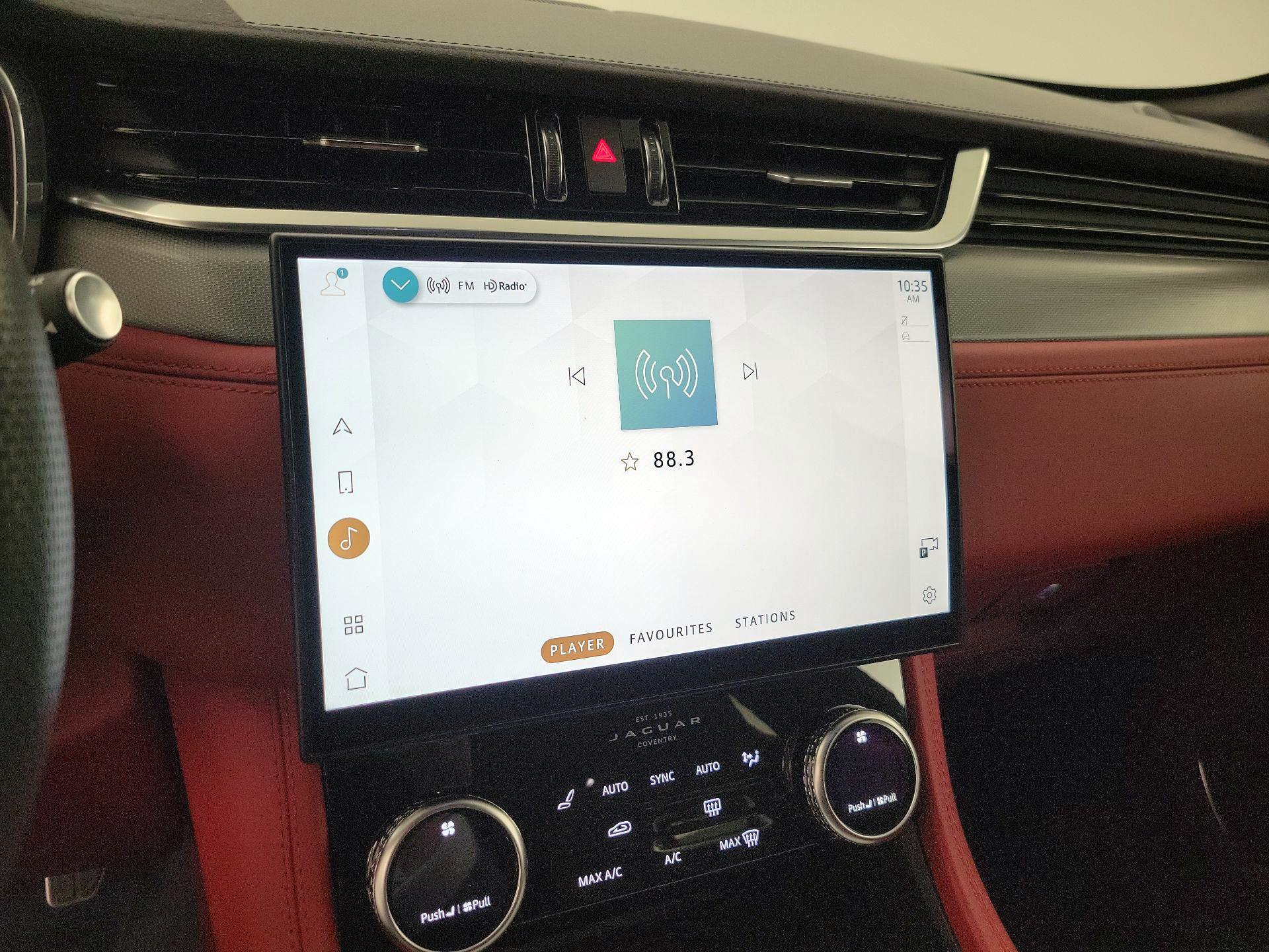 Thumbnail: 2023 Jaguar F-Pace - 15