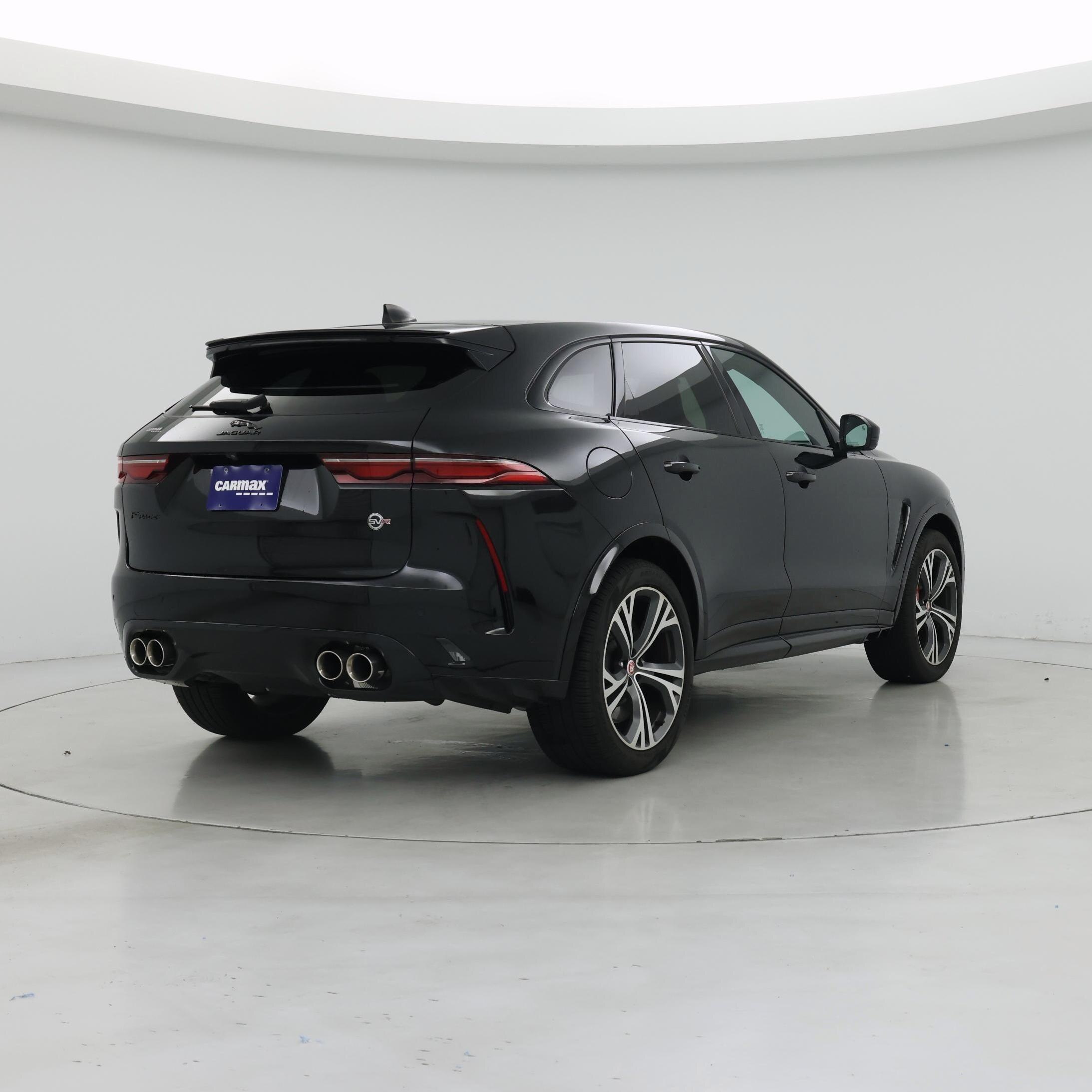 Thumbnail: 2023 Jaguar F-Pace - 8