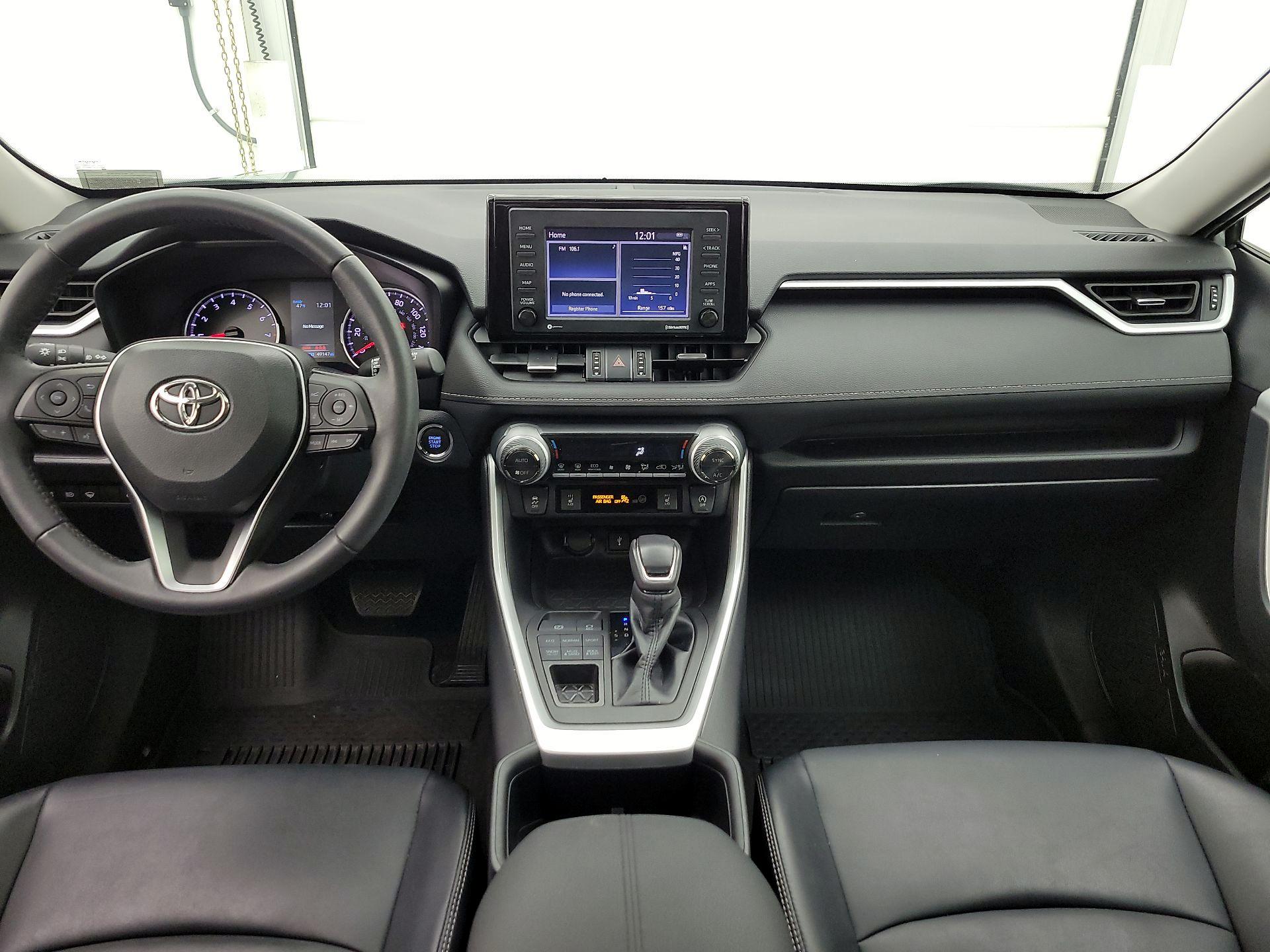 Thumbnail: 2022 Toyota RAV4 - 9