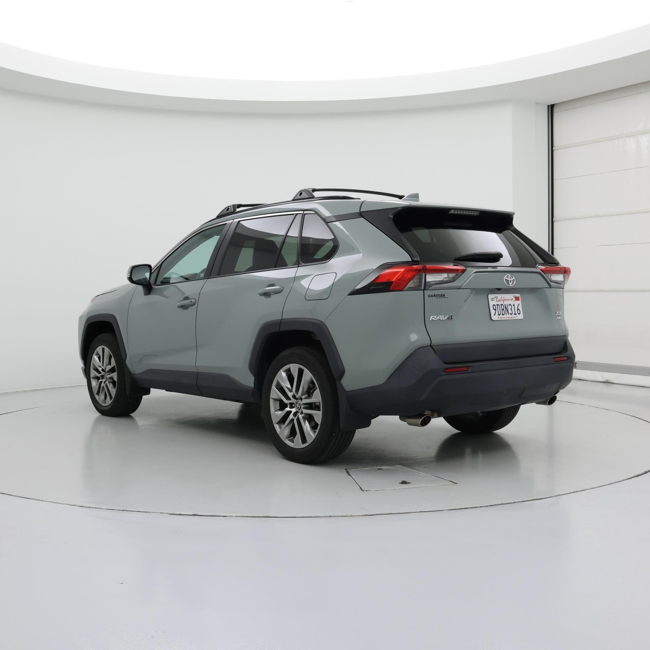 Thumbnail: 2022 Toyota RAV4 - 2