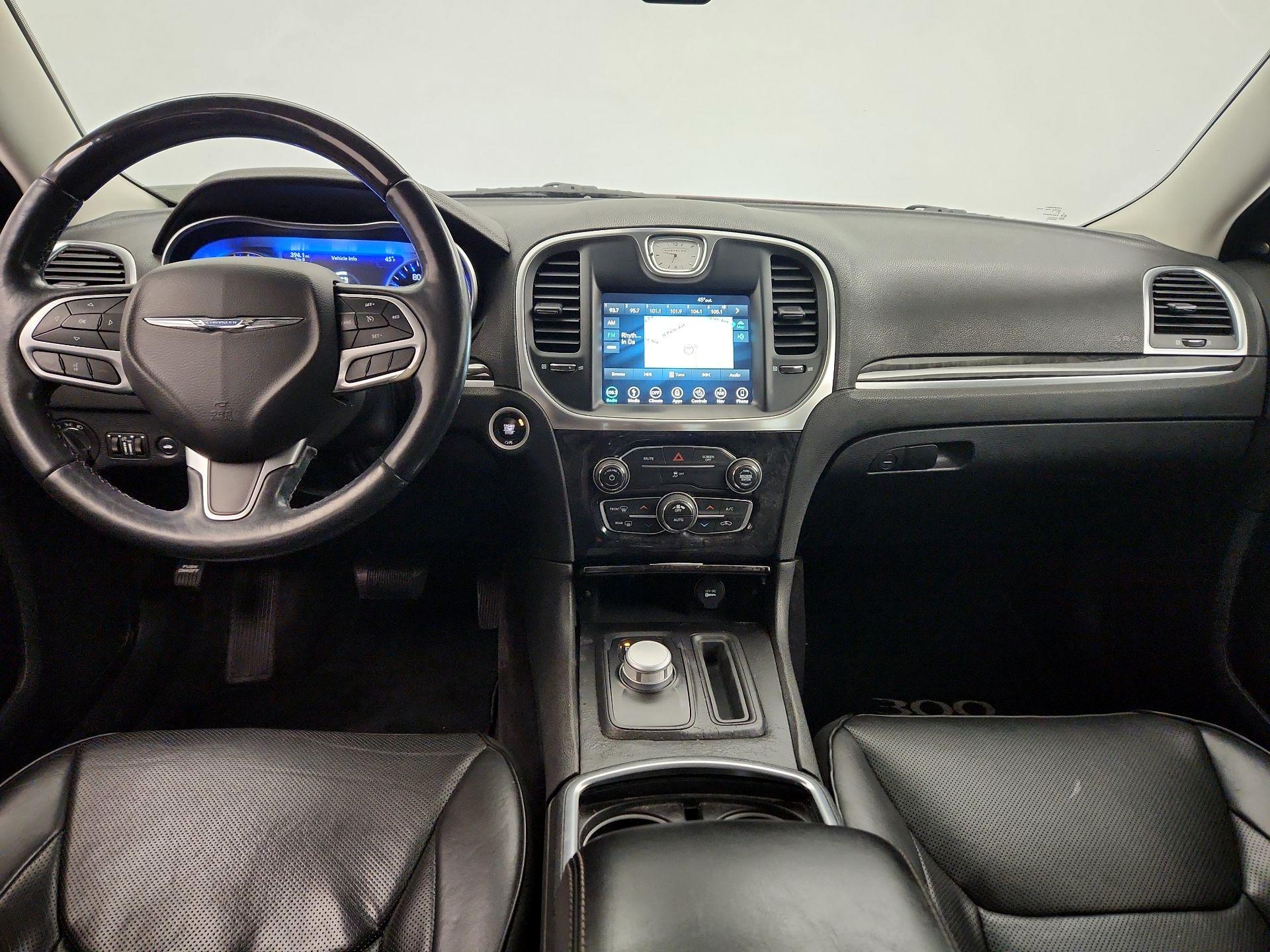 Thumbnail: 2017 Chrysler 300 - 9