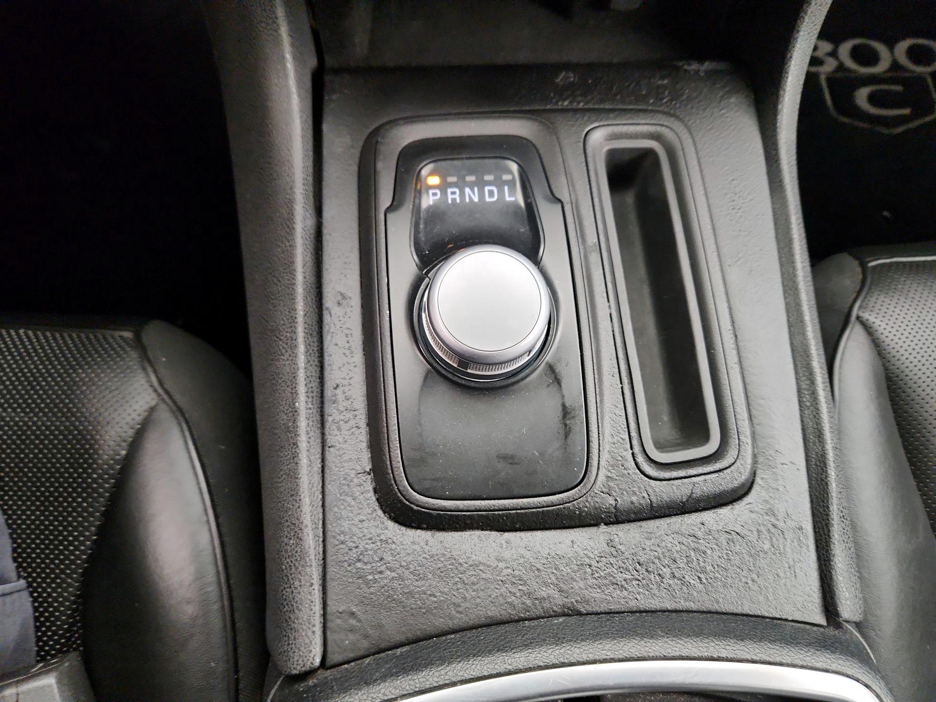 Thumbnail: 2017 Chrysler 300 - 18