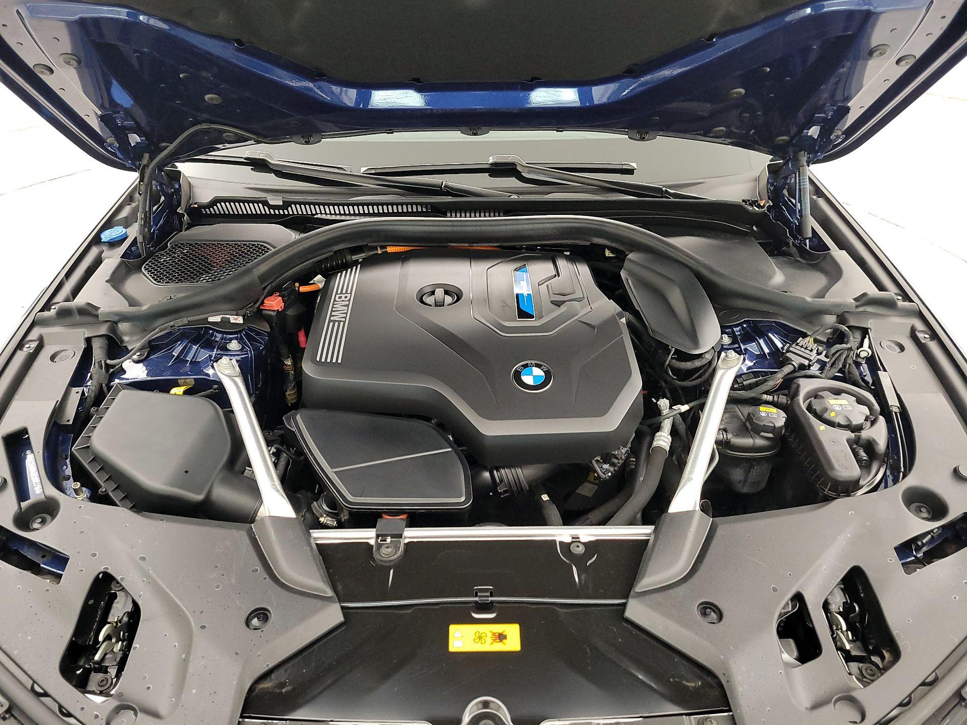 Thumbnail: 2022 BMW 5 Series - 19