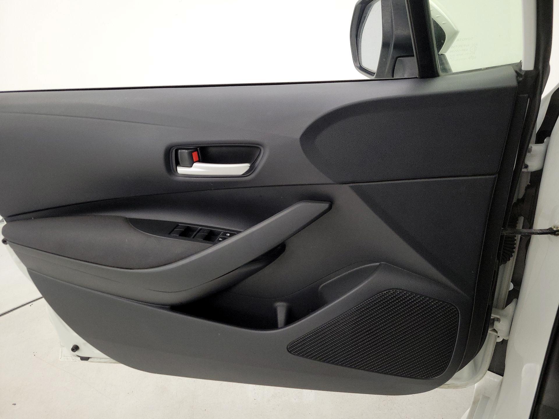 Thumbnail: 2021 Toyota Corolla - 12