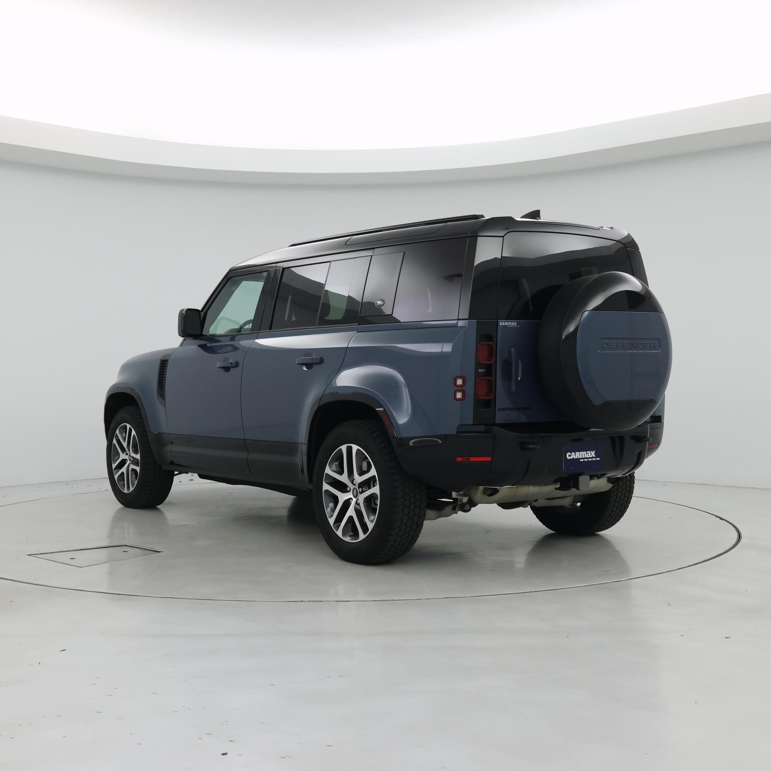 Thumbnail: 2024 Land Rover Defender - 2