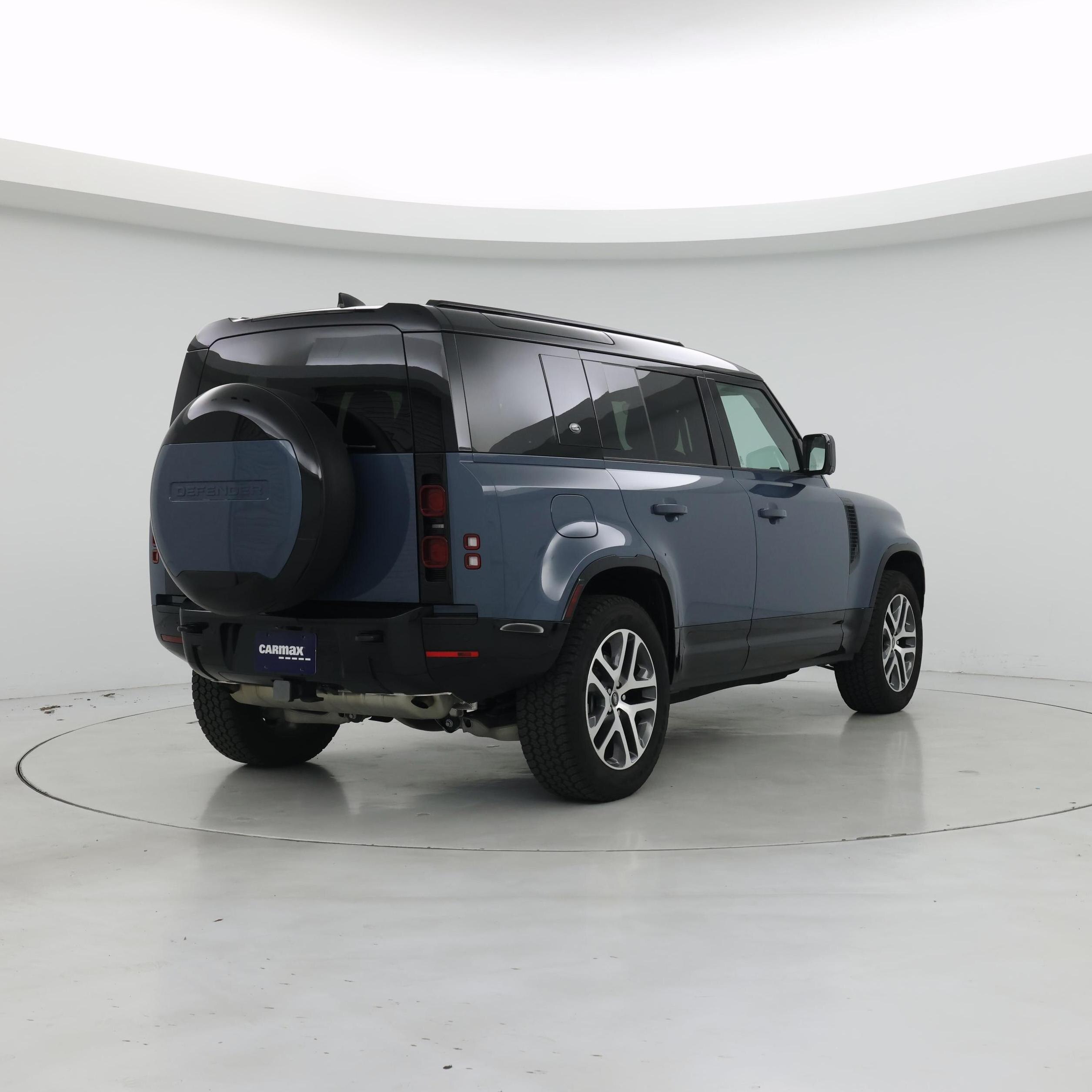 Thumbnail: 2024 Land Rover Defender - 8